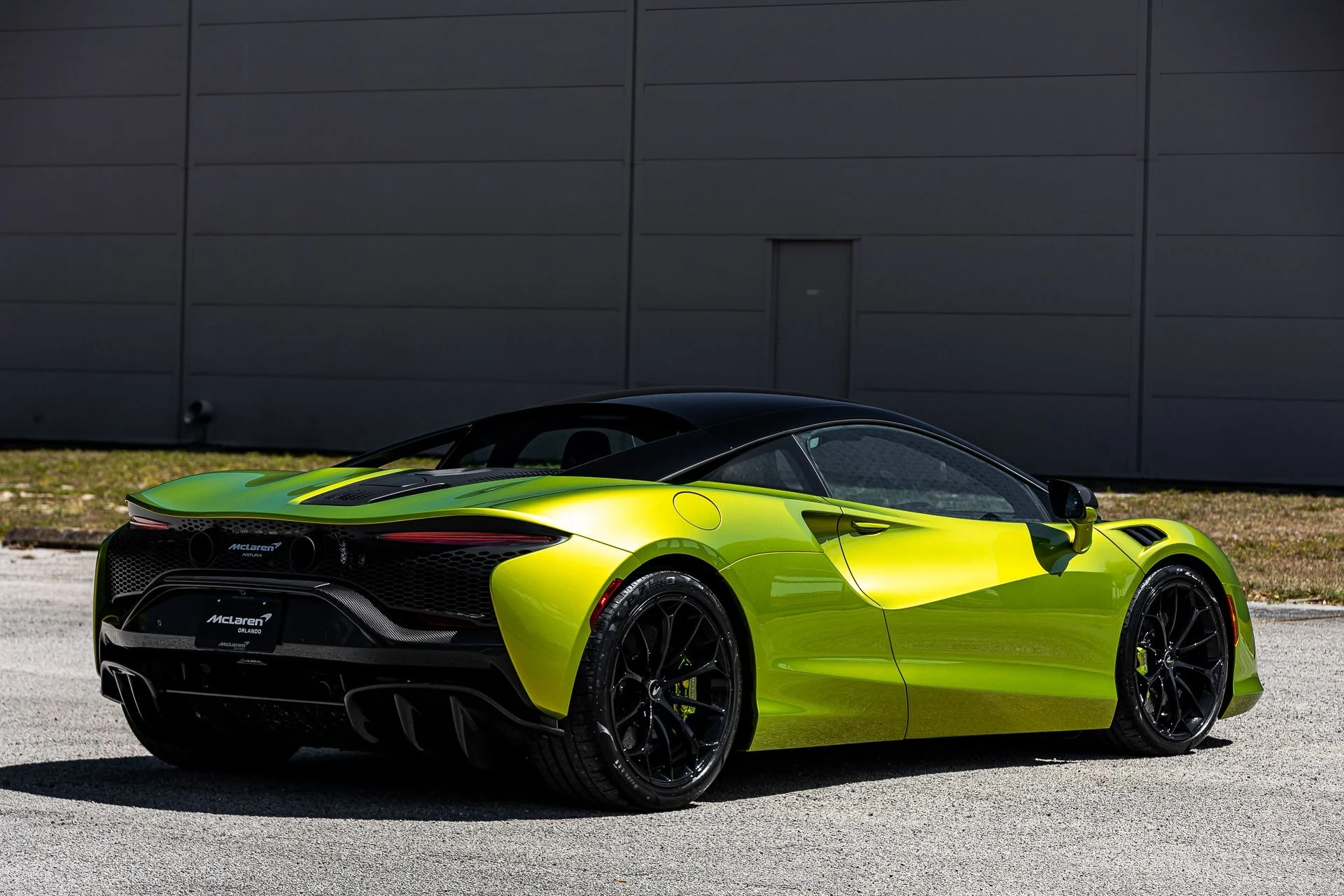 mph026_3458925916_287_p27_l_9844be13da