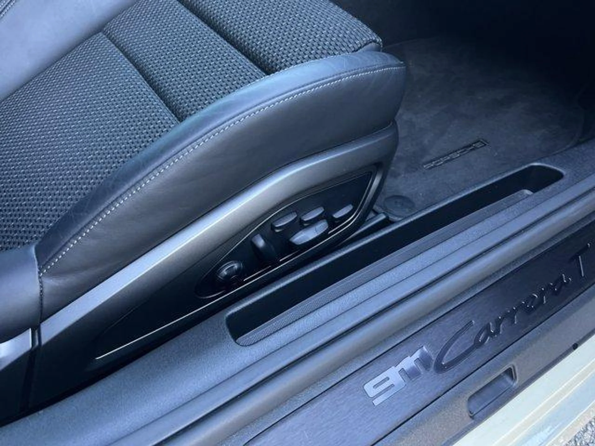 mph026_3467599471_y_XH_Qq_Qc4c_LZTG_8_TYJE_7q_a6to_VI_3e7cc1c106