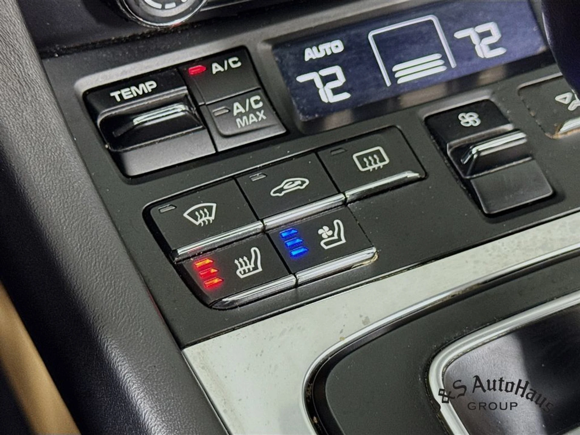 mph026_3471663451_aogpvpg8ungwyl0gjckjtz9dt2ev_3c92ba876a