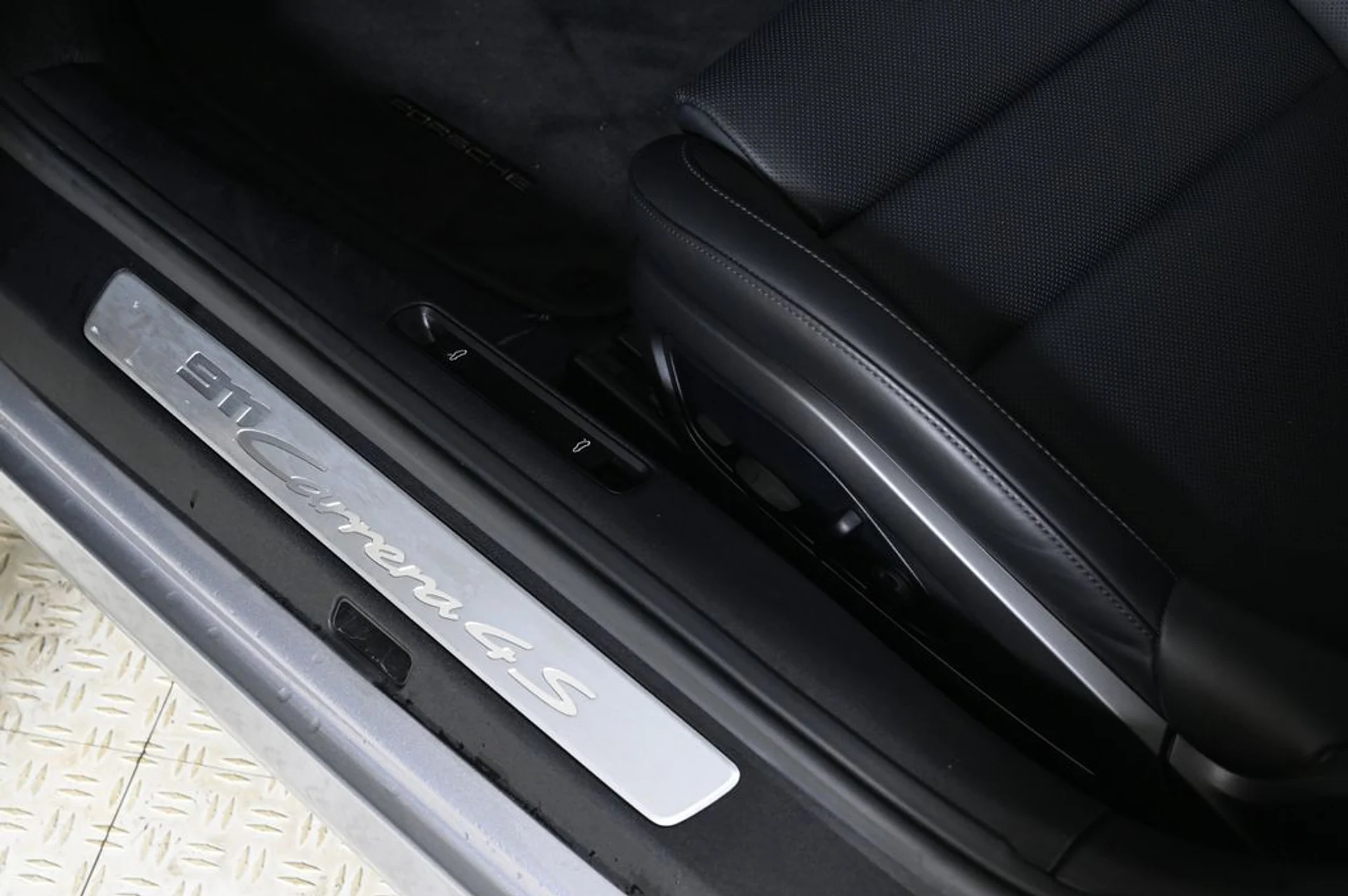 mph026_3477944570_4a107c6629e69a22597bfc96a157542ax_994d6f9956