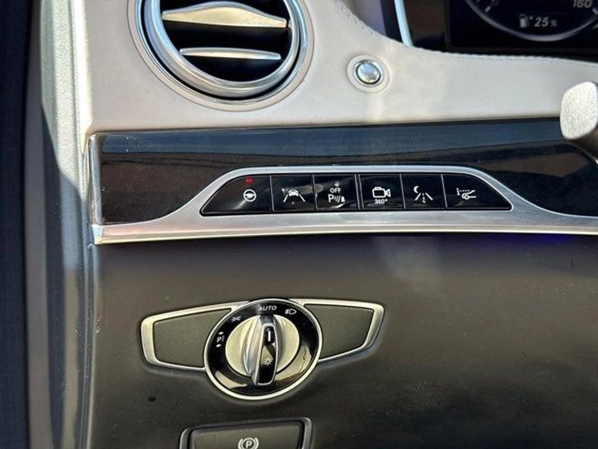 mph026_3481476455_27_b1a6d09837