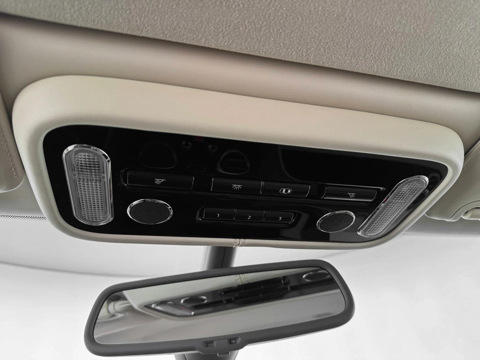 mph026_3485859559_5e9720f415590d9169747b947fba84c4_256a022691