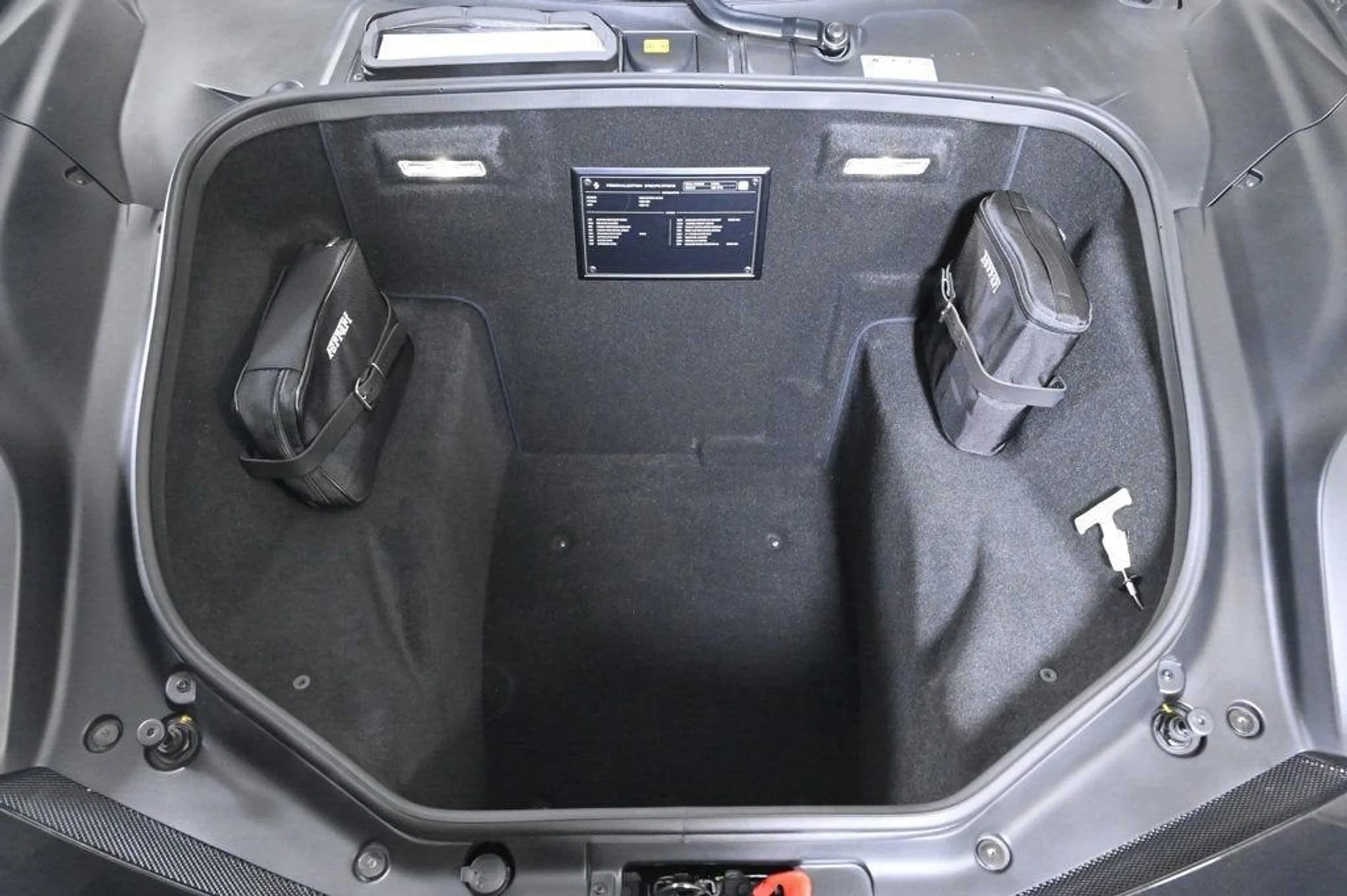 mph026_348634875_f32be2936e5749fcb1d1ec2c1ff279e2_d067b65df4