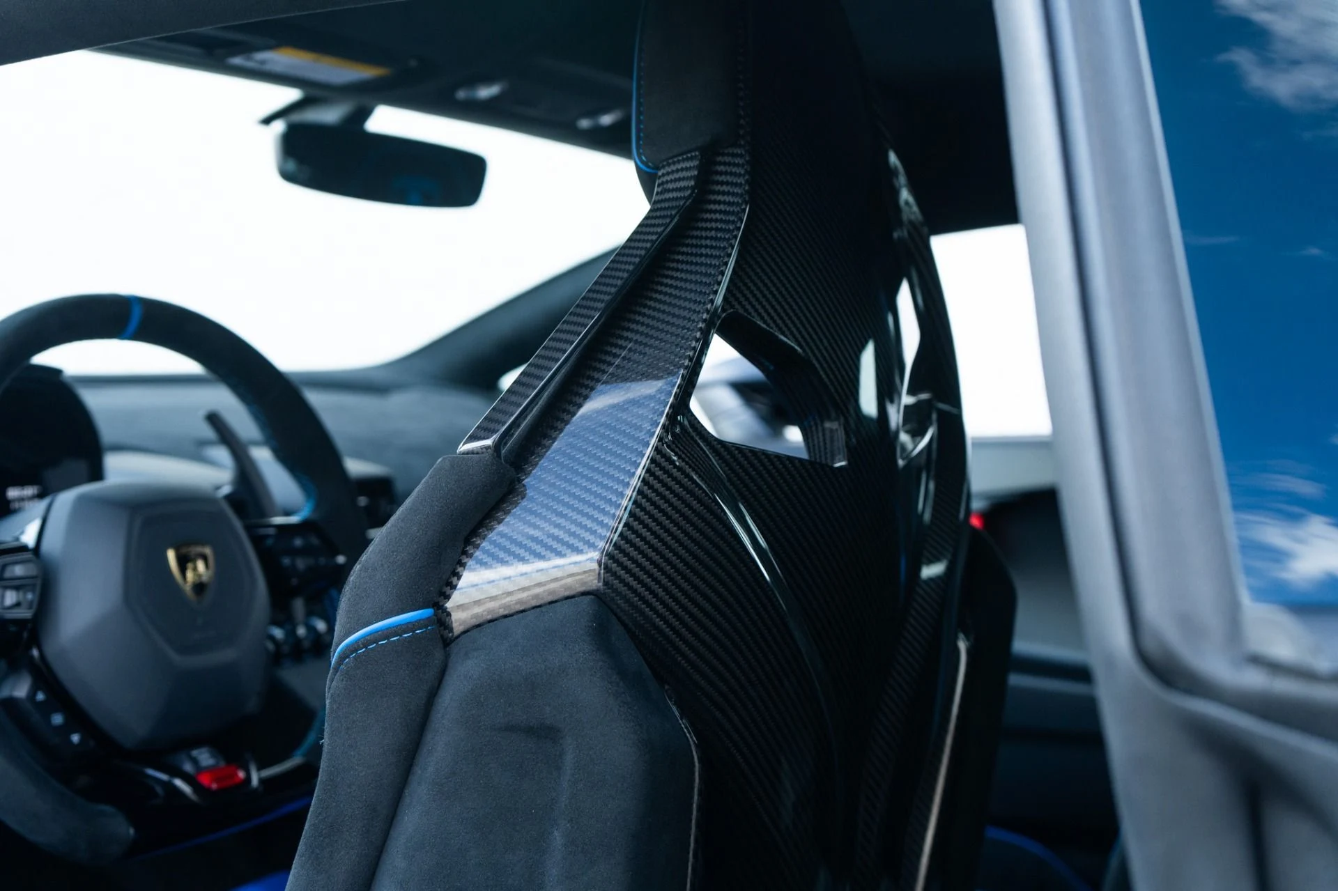 mph026_3499801667_Used_2023_Lamborghini_Huracan_STO_1760737861_76b330e196