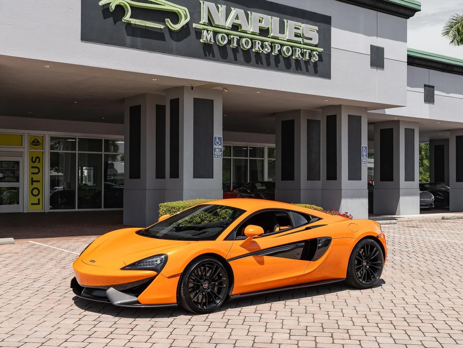 mph026_350044820_Used_2016_Mc_Laren_570_S_1756483746_b617d444a5