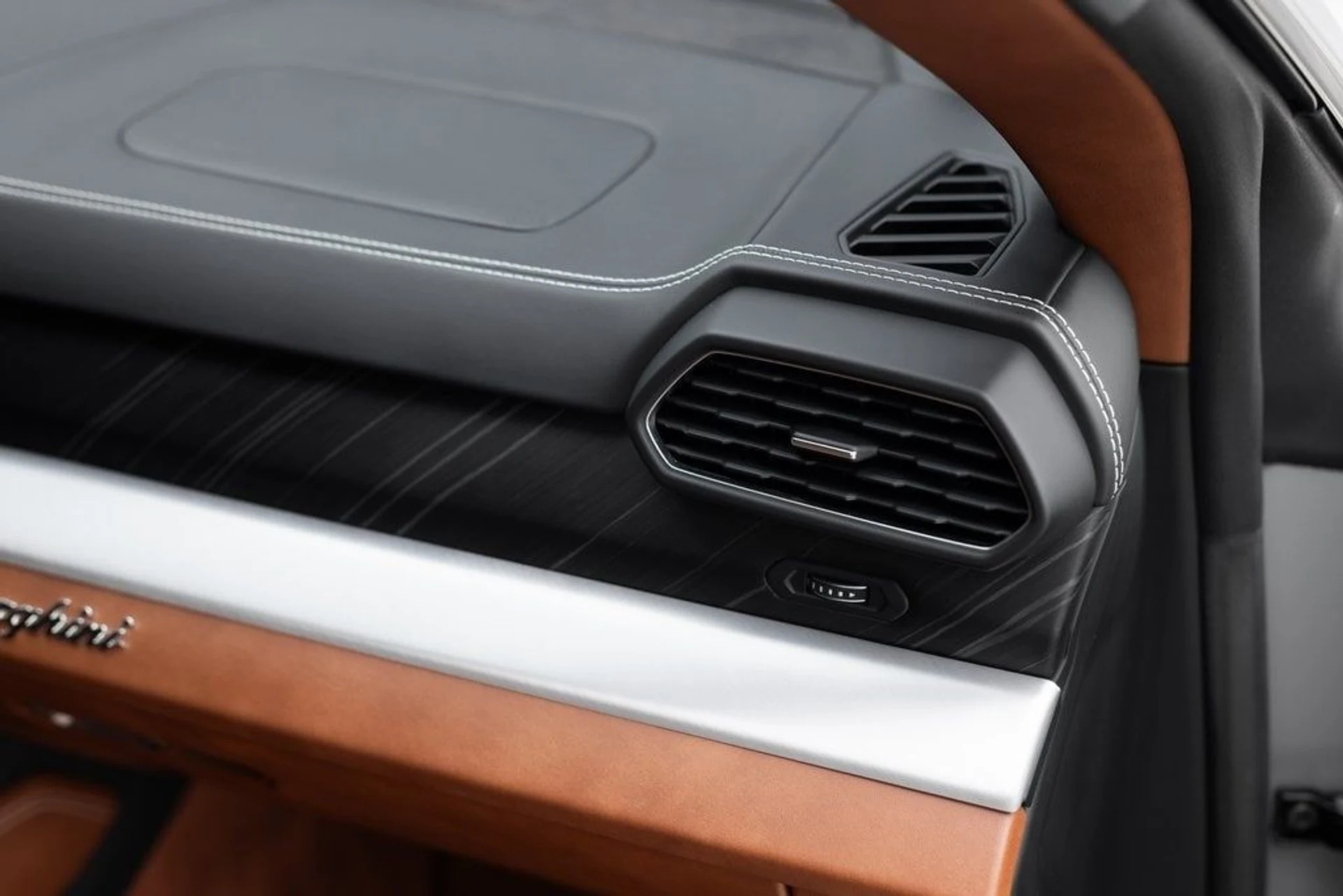 mph026_3505272202_a91c830fedfac482969d811cbd3d59a2x_4f637b57e3