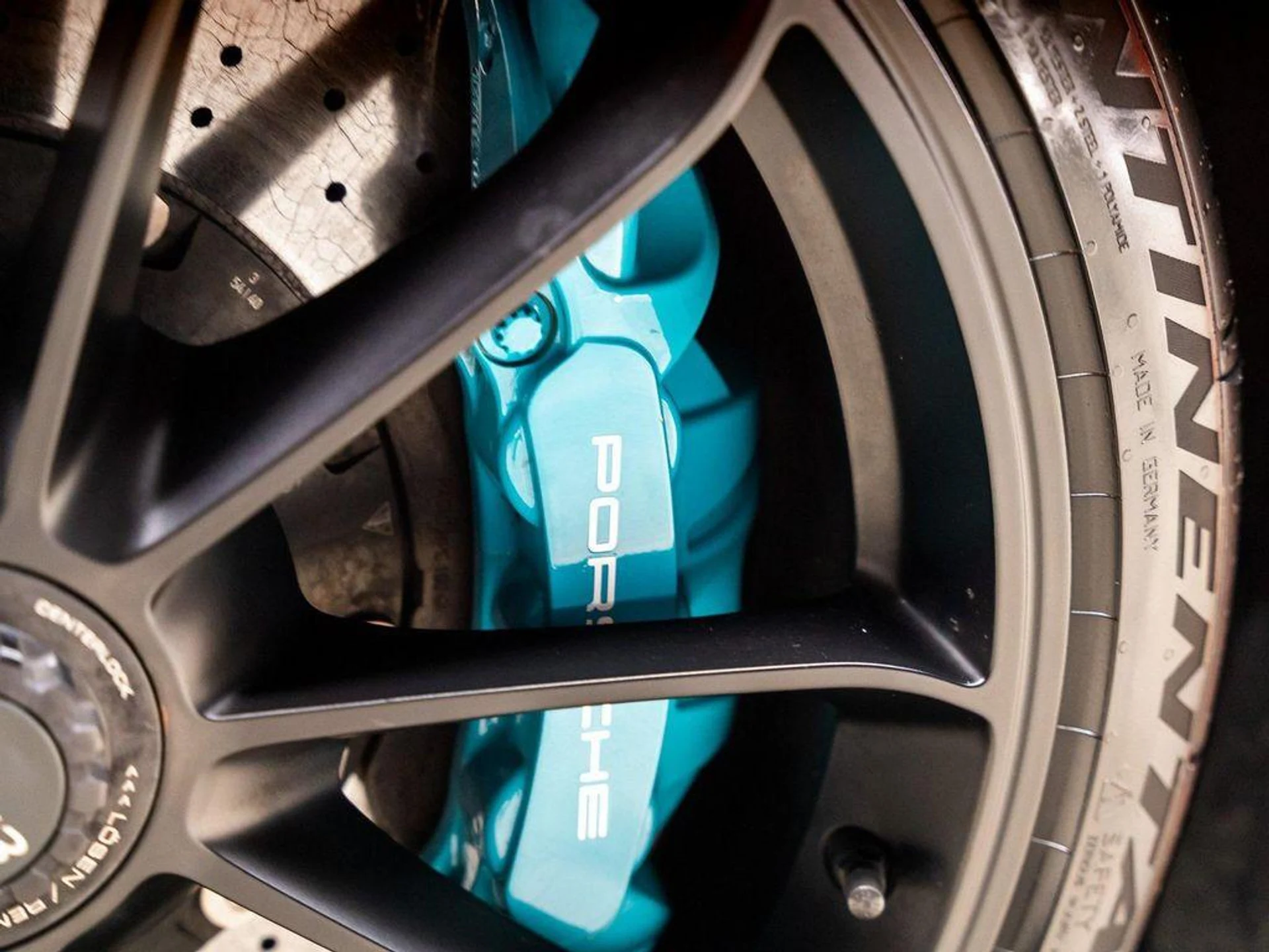 mph026_3509757202_zw_QXL_Ebyh7m_MIR_3m_IA_Wb6_Y_Tt_IJ_0_425c2c503b