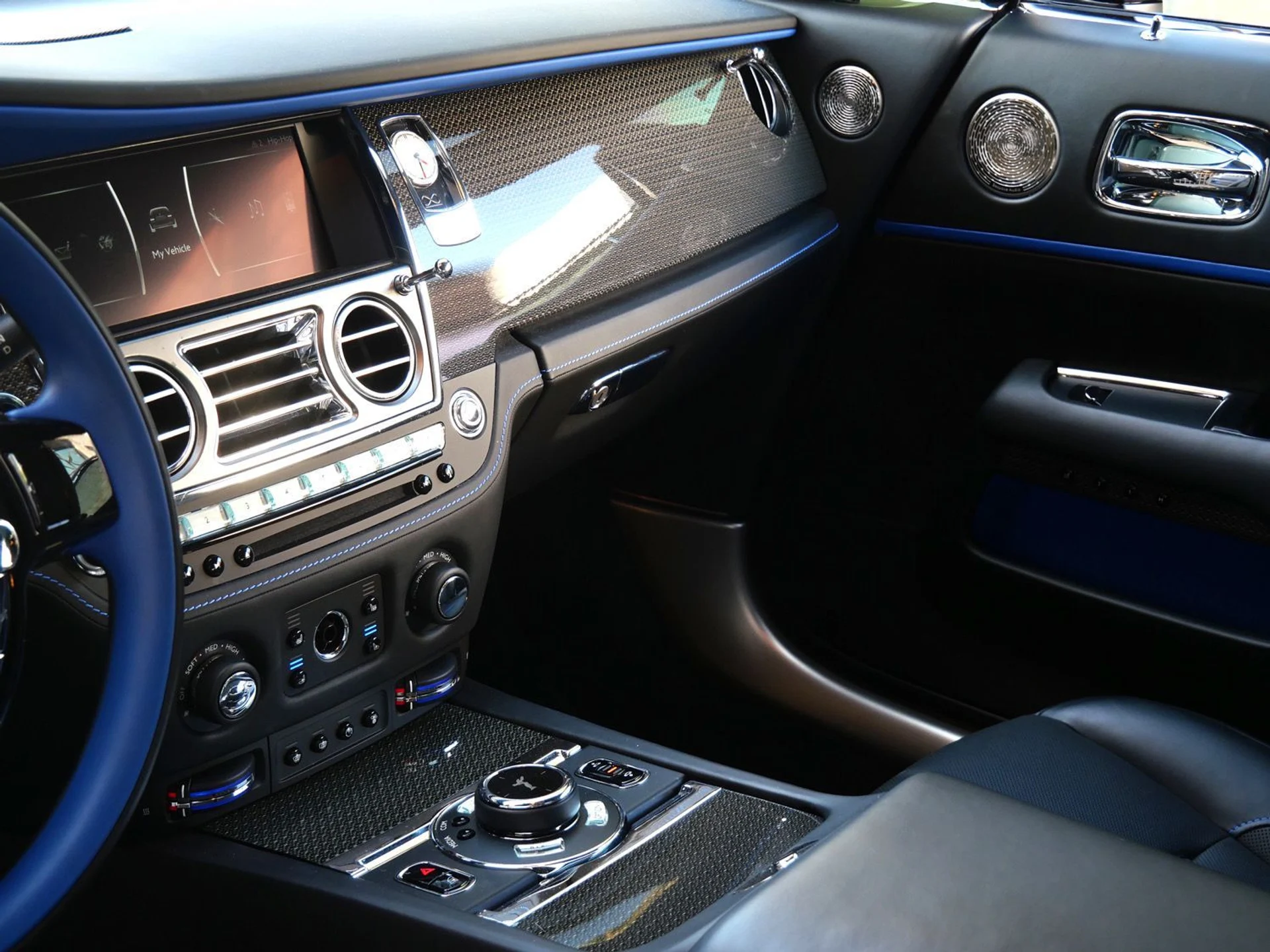 mph026_3513378852_b337edb7d80458b3c3be3a2fb2f86106x_ffda21cc27