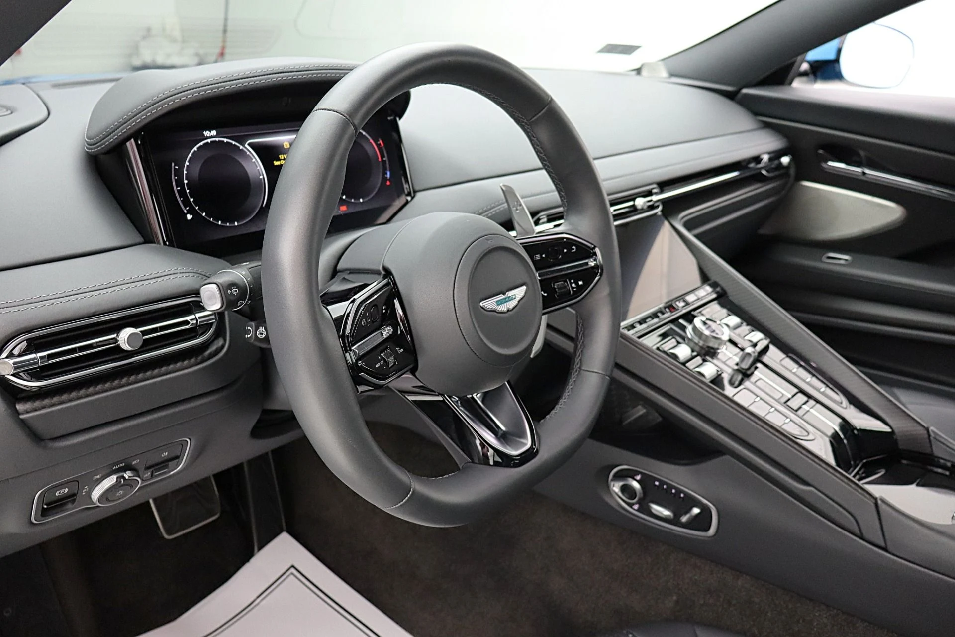 mph026_3527657459_Used_2024_Aston_Martin_DB_12_Coupe_LEASE_OPTIONS_AVAILABLE_d427a7c4f1