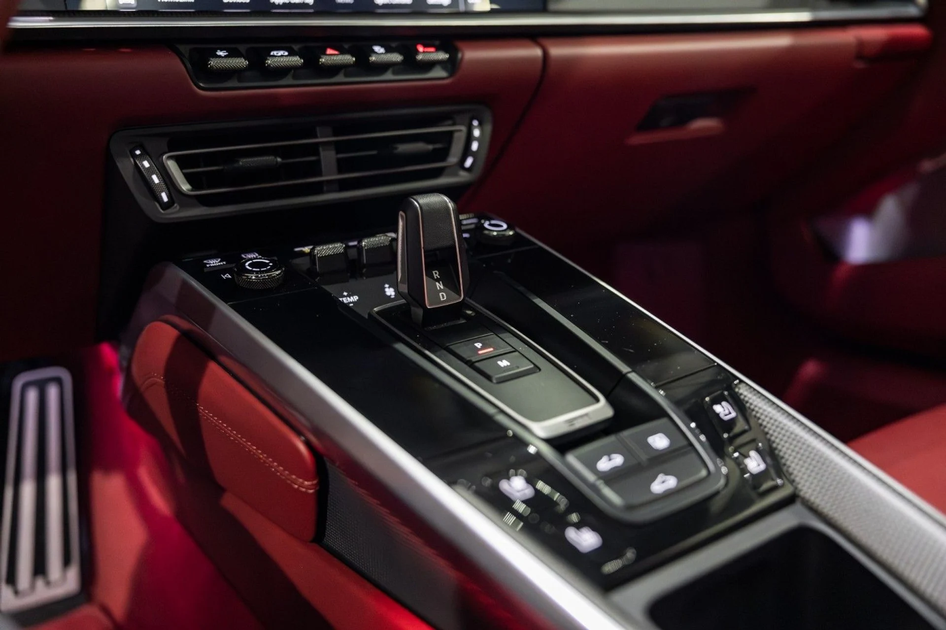 mph026_3528599643_x_A_375a7d625b