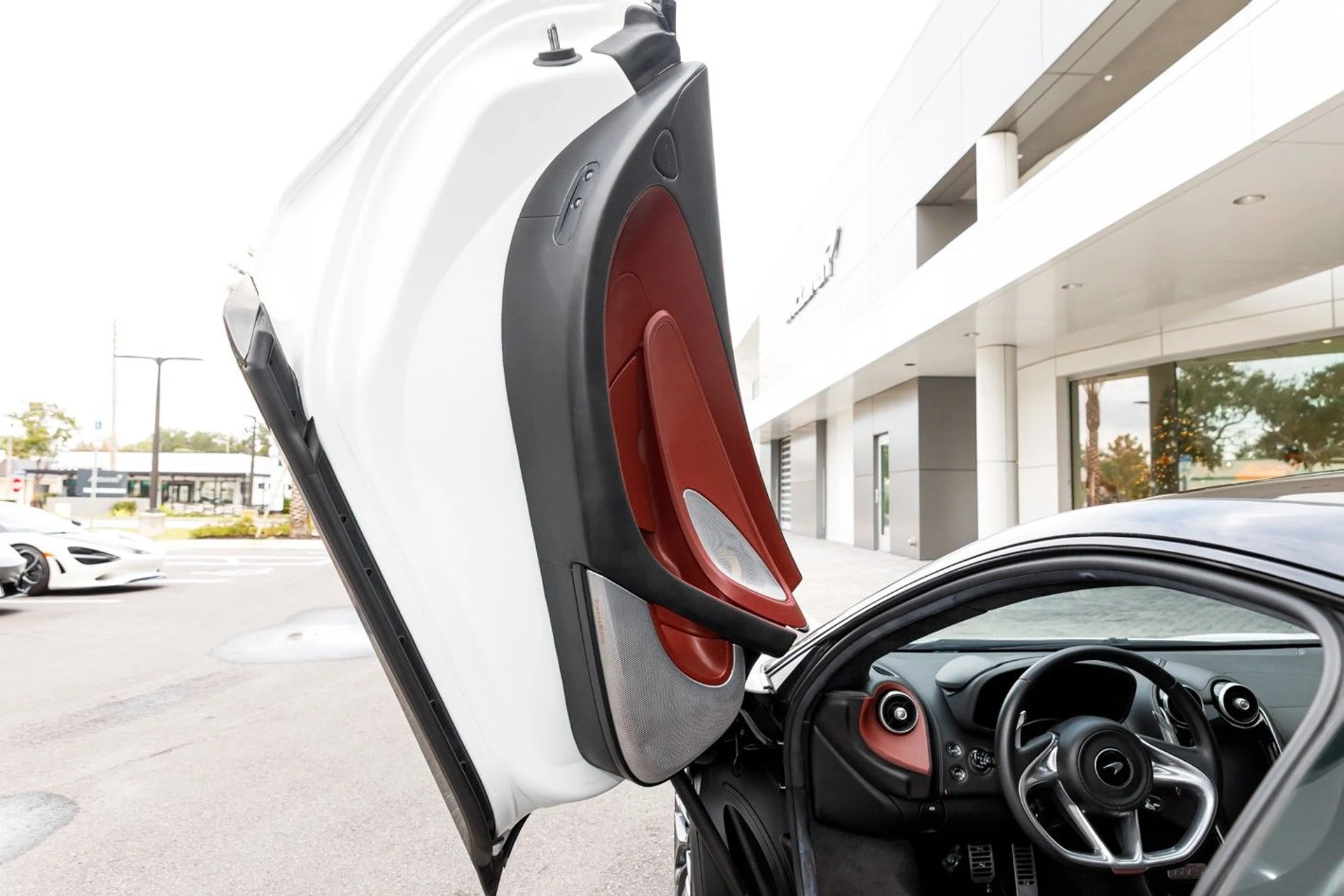 mph026_3531611249_631_p27_l_bafe097116