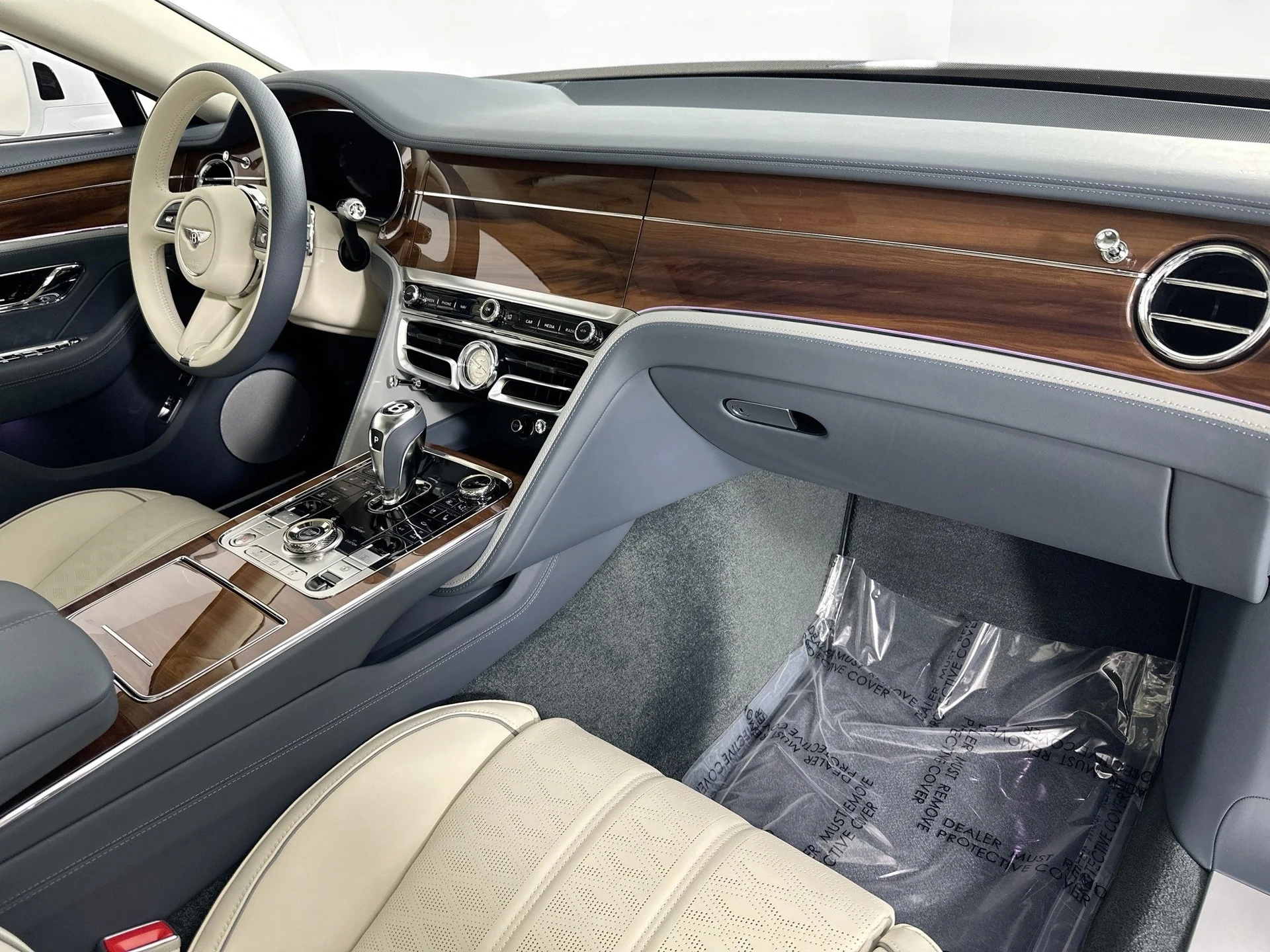 mph026_3531680898_27_c44f566d23