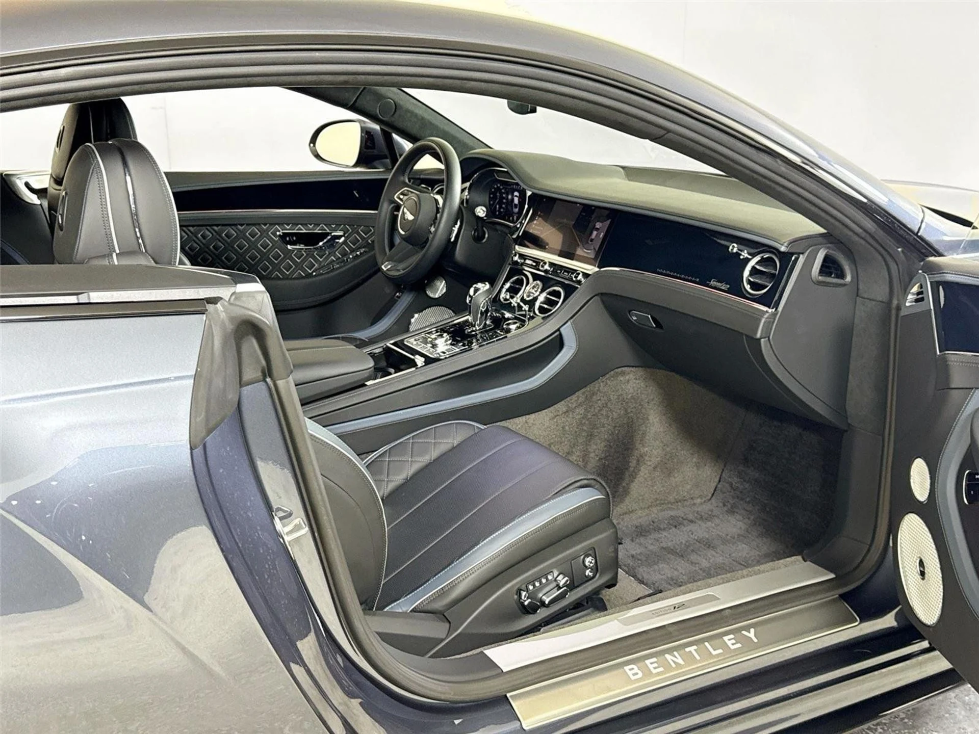 mph026_3533635718_be3fdf9a1edbeea3e8526fe5d7b7d9e4_e0b3df584d