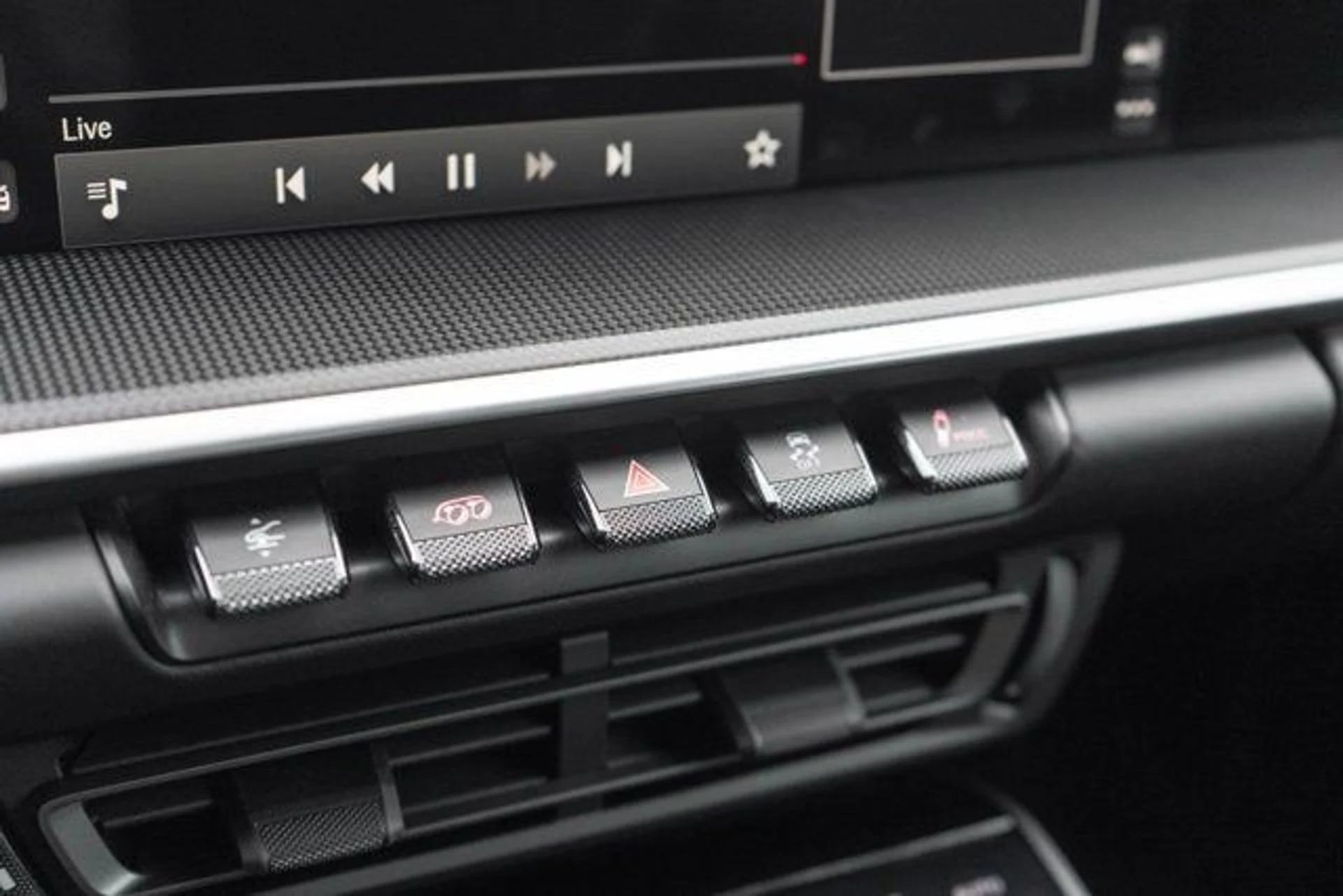 mph026_3536228753_27_2b812fc466