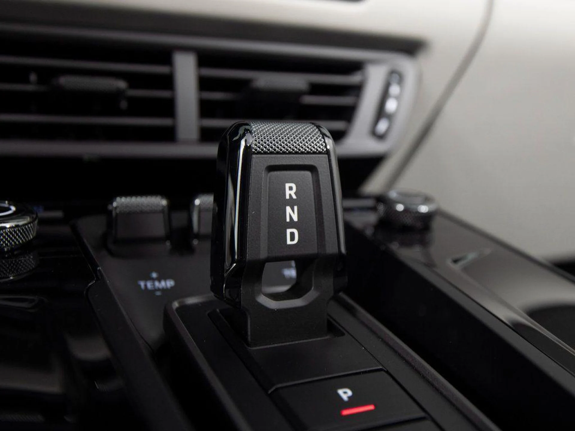 mph026_3536447709_w_9_V2_Cj1s6bd7_VBG_5cuyjm_AT_8_XM_9528a2c253