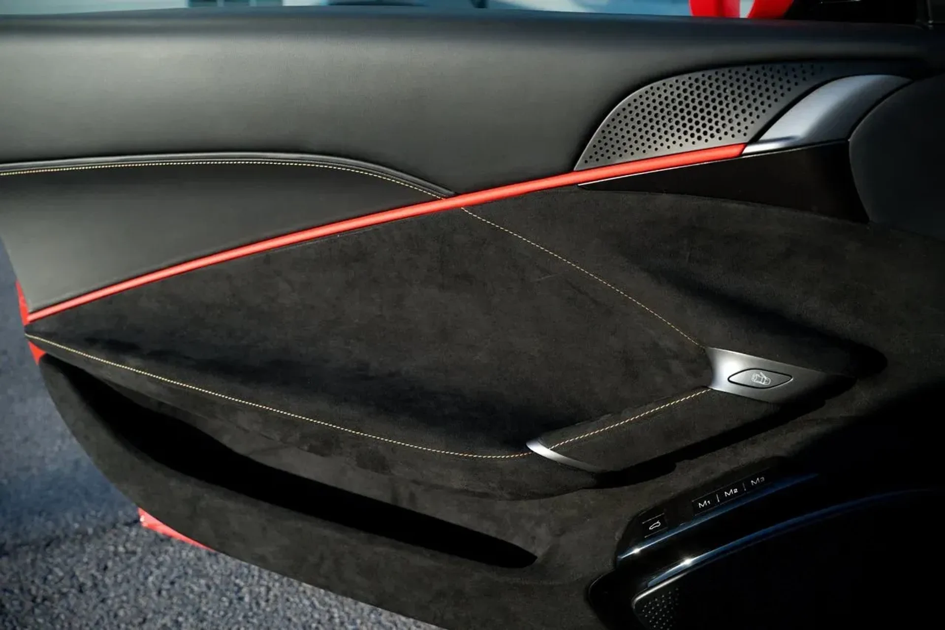 mph026_3540374465_e03f42fa0abc4a2399bcf4da8eb23853_9c899ee64d