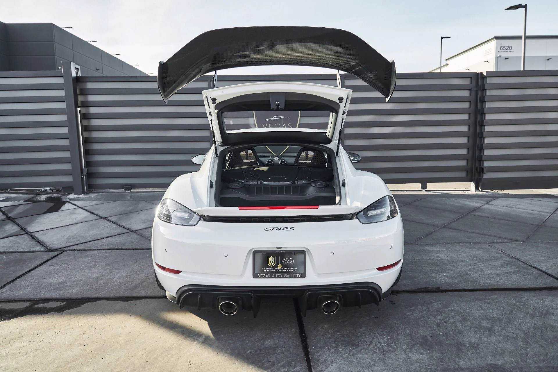 mph026_3545323414_Used_2024_Porsche_718_Cayman_GT_4_RS_1766514172_21d886ba12