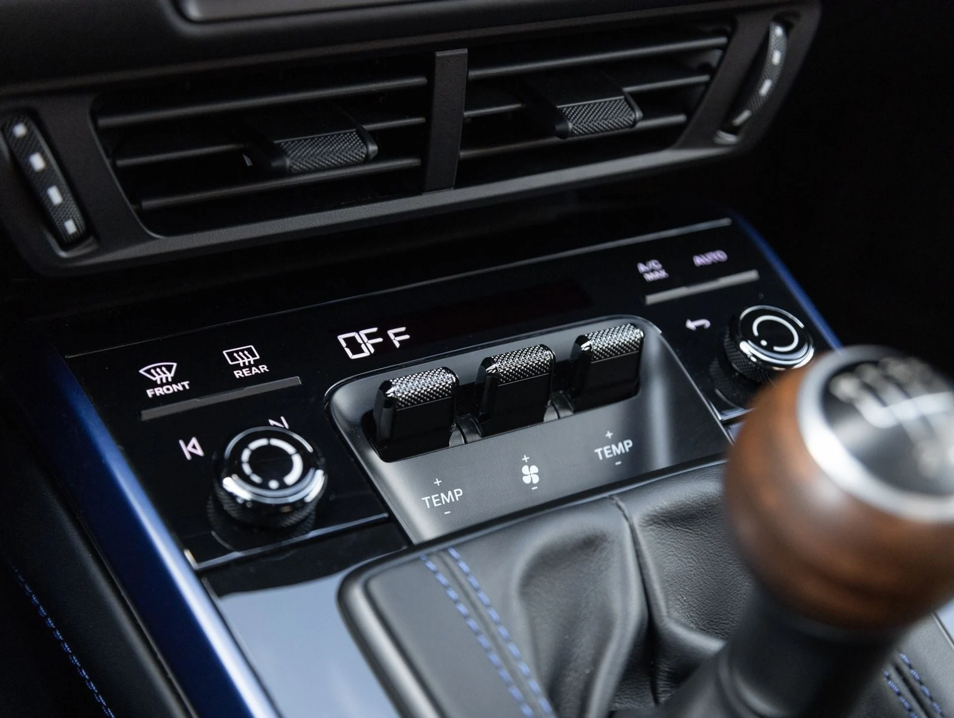 mph026_3549941075_27_64079f237c