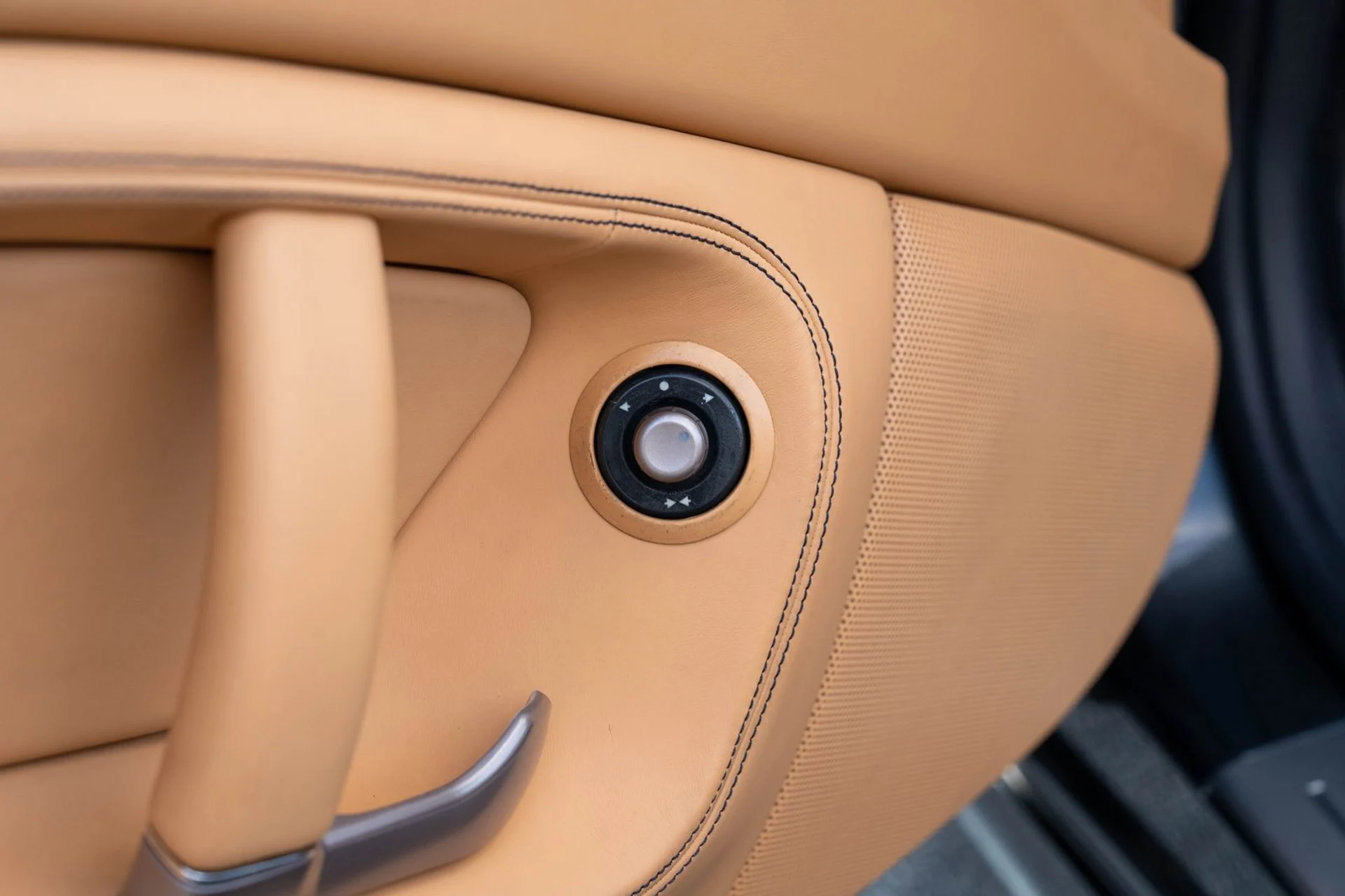 mph026_3550440194_0dba329a66144e1c9edbb9ba3a7811e7_09c2b87211