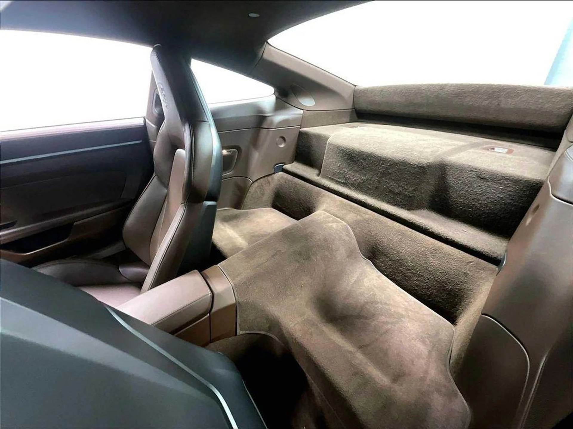 mph026_3561091388_h_E_Fpe_Z9x6_Y6_IOM_4zf6_IK_Yz_B1s_a64f8d9748