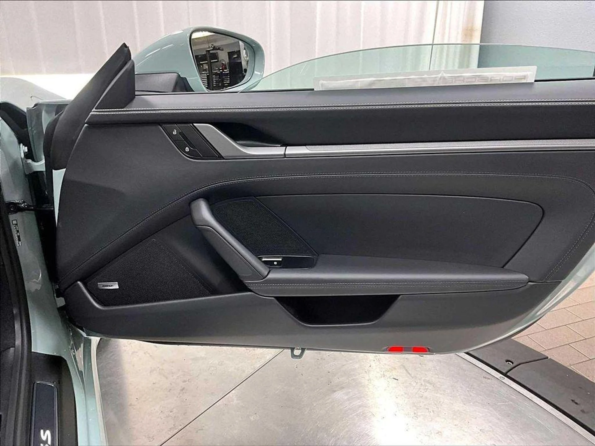 mph026_3565707992_W3i_IB_Xhv7_Z_Ay00_Neh_CF_Zc_Gf_Mqhs_35a25e5fab