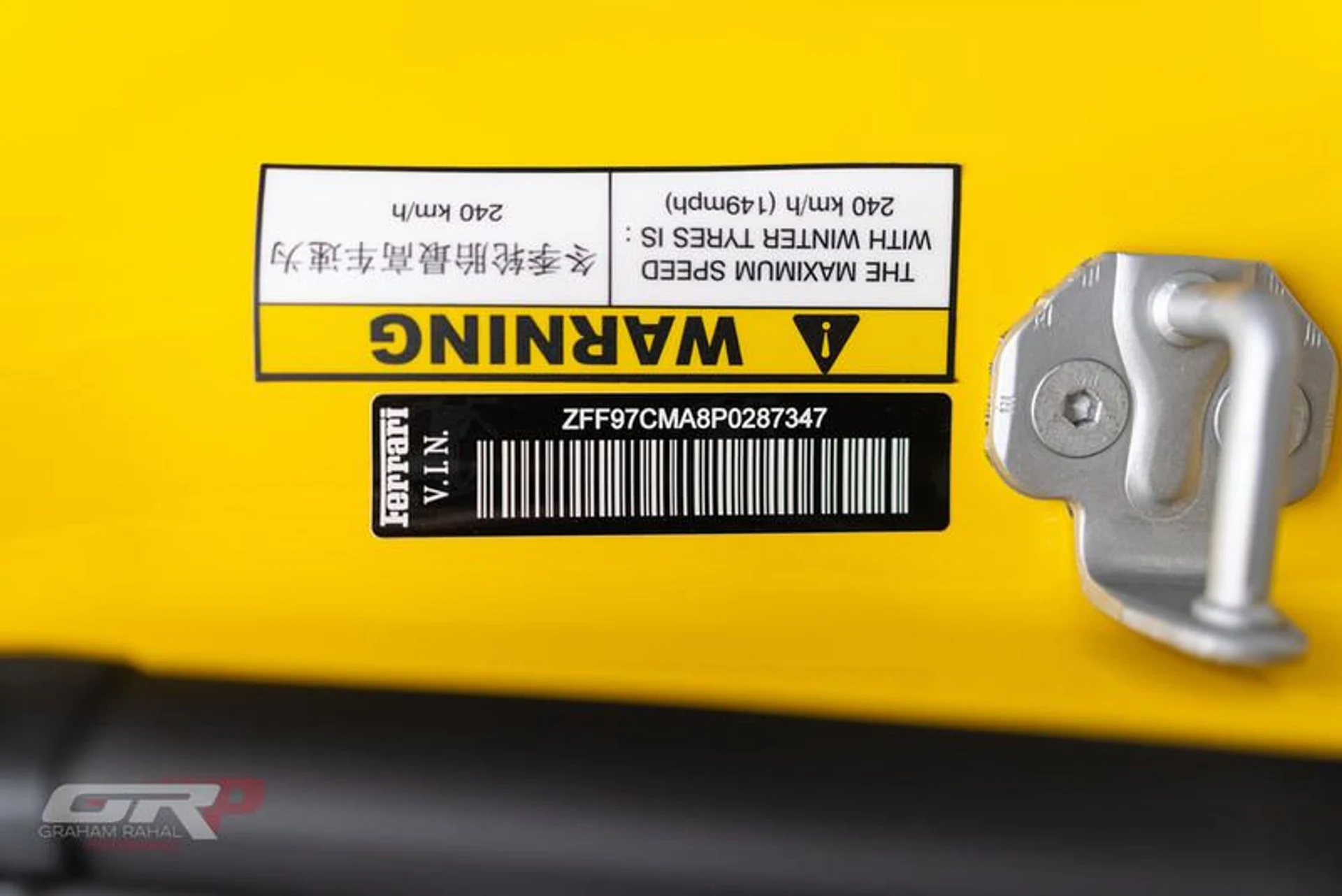 mph026_3567910765_97_B1_FE_5_A_7701_45_B1_8996_28_E05_A5_C7_A86_571ffe2df4