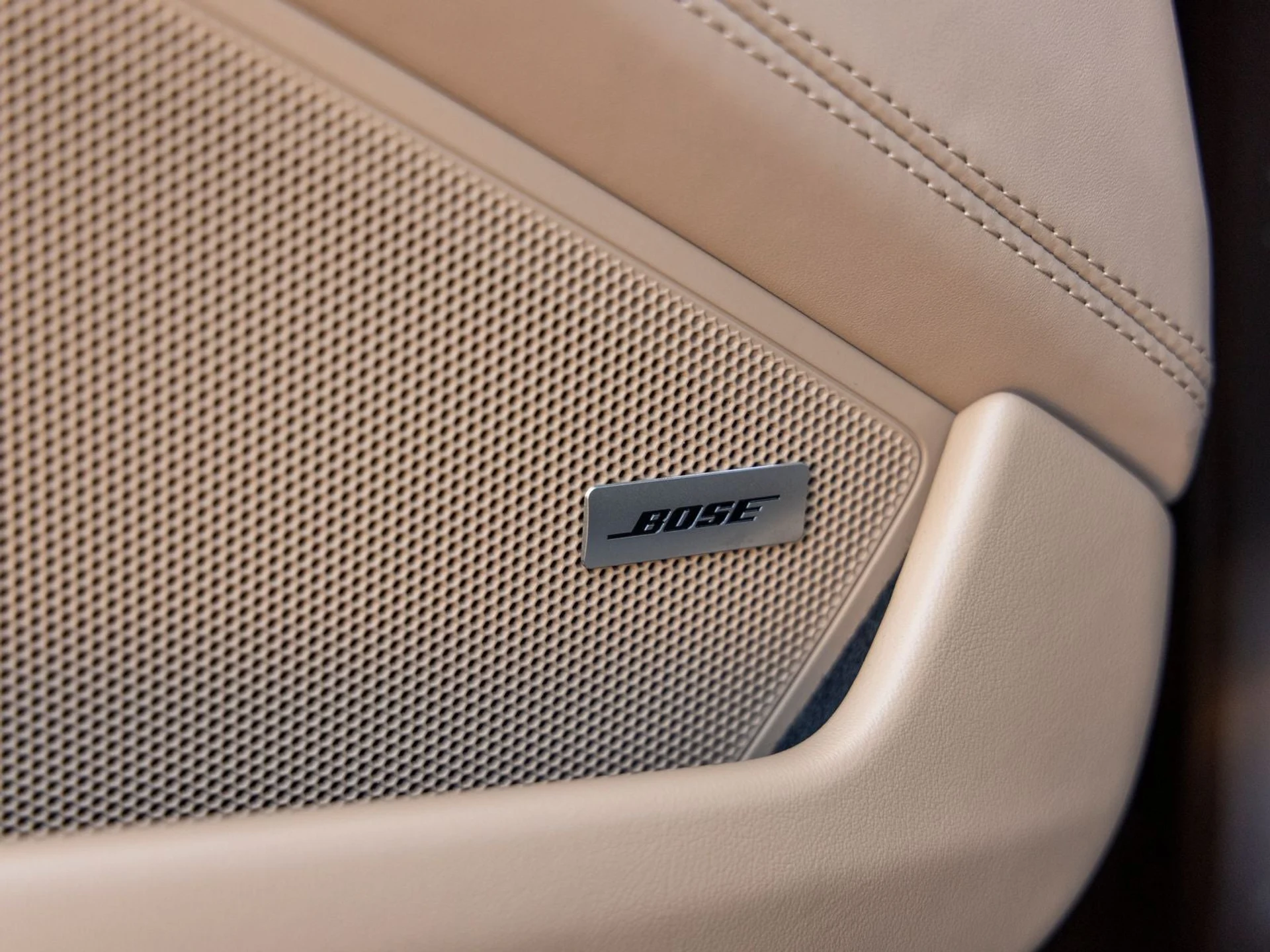 mph026_3568299668_27_e01f7d12cc