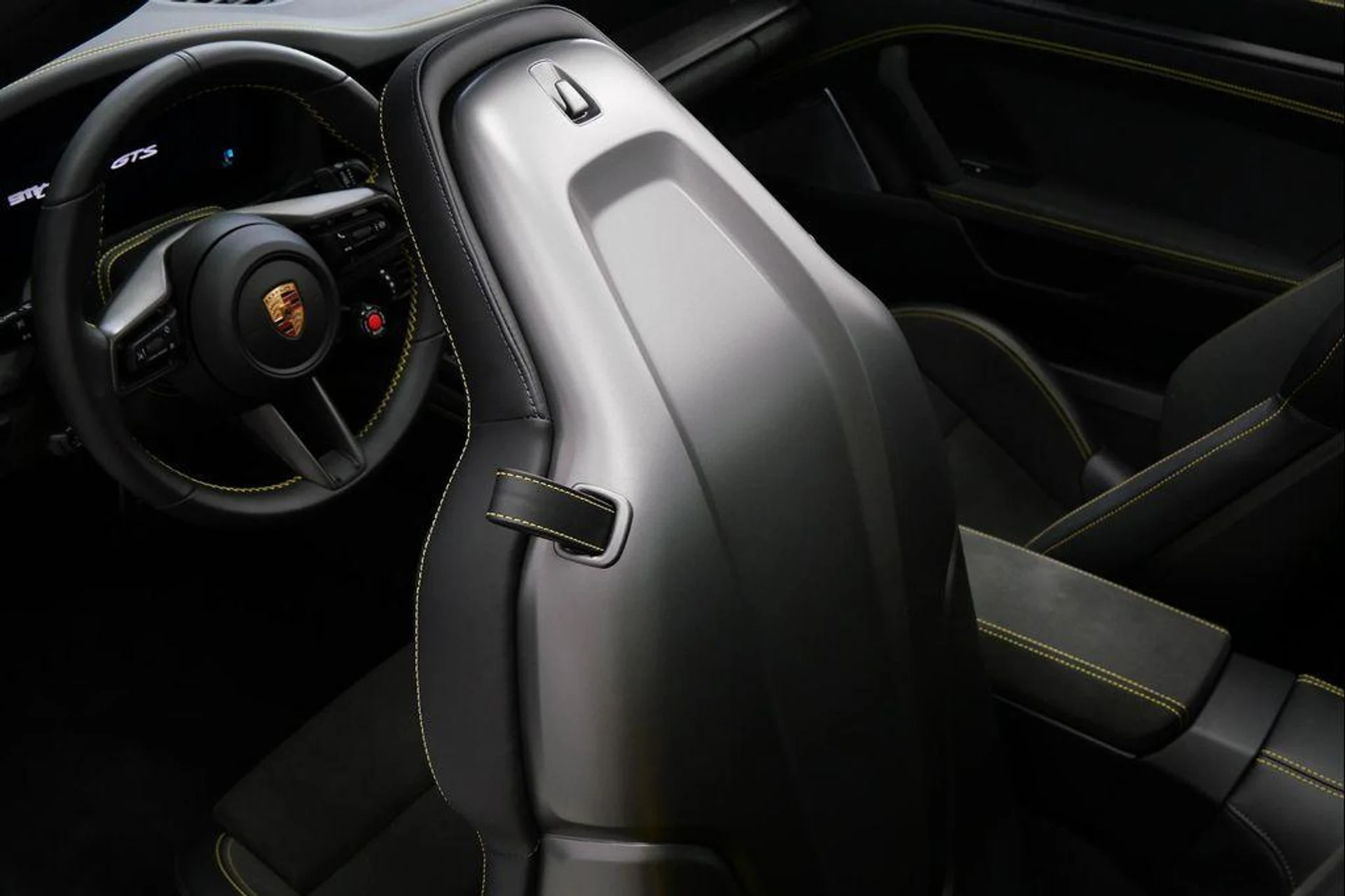 mph026_3568926668_k_5ee_MJG_2or7_TI_651wu_On_H86_U_3c694f11a2