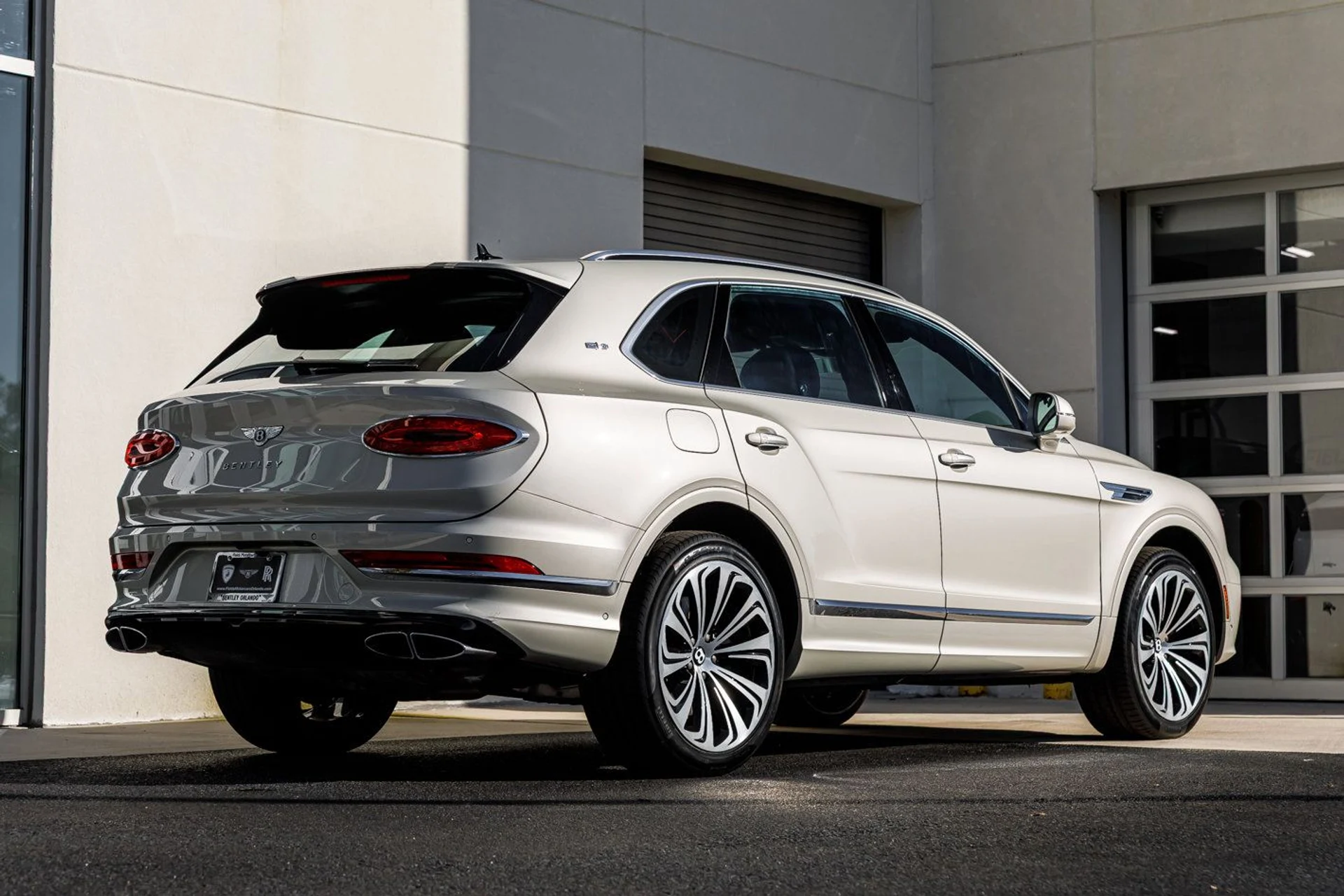 mph026_3569640795_15be85947bb2a37acd75653f8f5c4cecx_74f984eca1