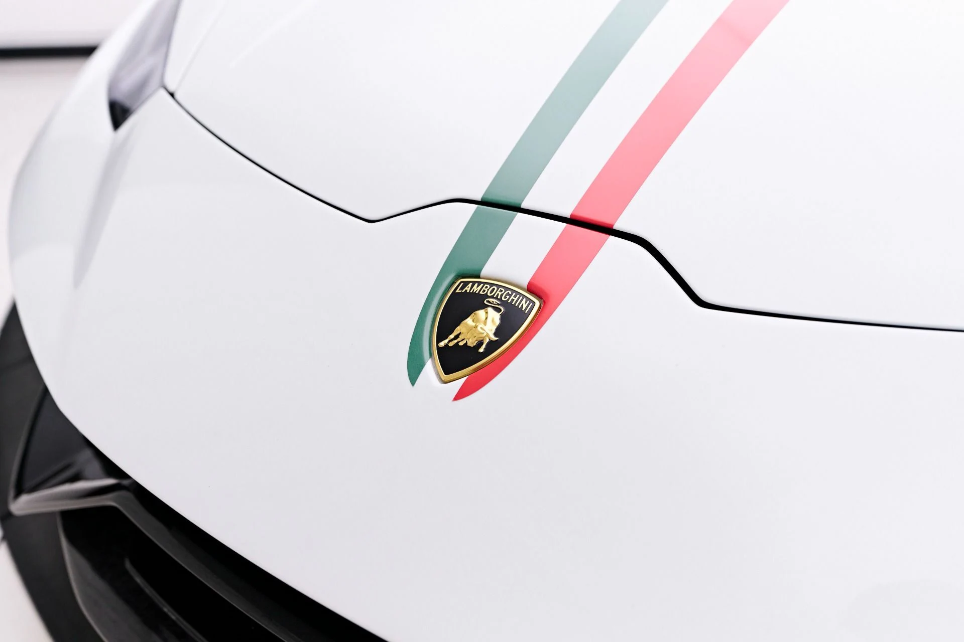 mph026_3571074835_Used_2018_Lamborghini_Huracan_Performante_1754074926_0716f6cf6e