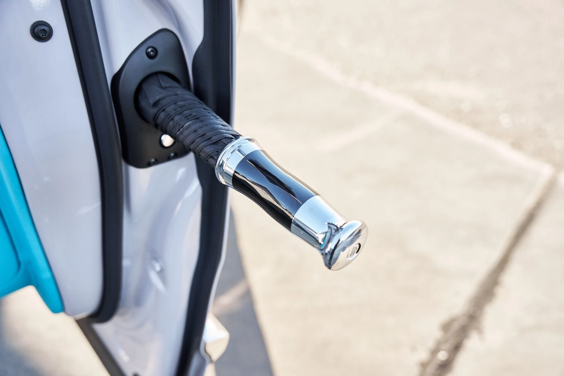 mph026_3572226041_Used_2025_Rolls_Royce_Cullinan_Base_1767668768_5a4013cb7f