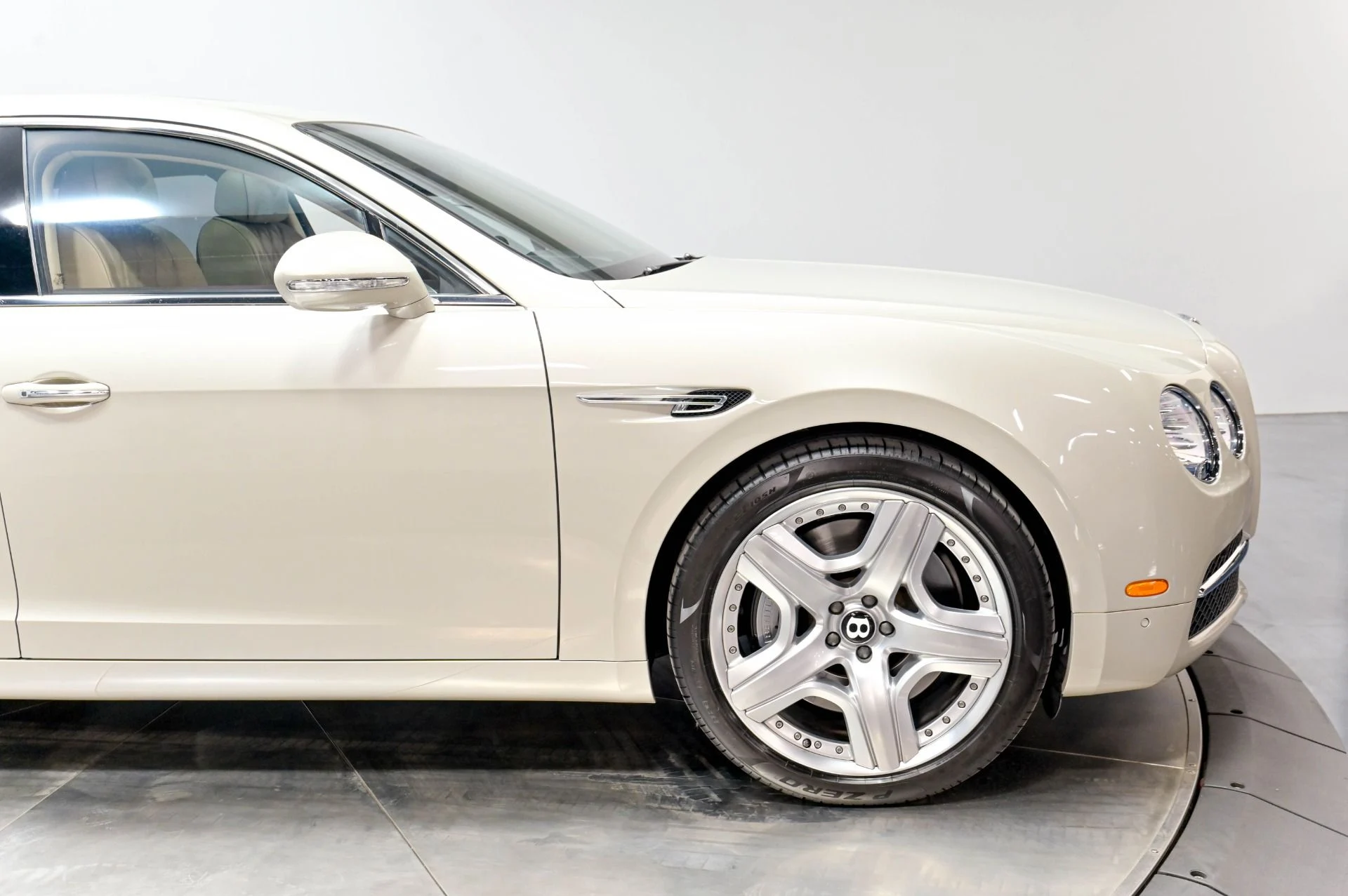 mph026_3583034684_Used_2015_Bentley_Flying_Spur_W12_1784214578_5b4ac9a1e7