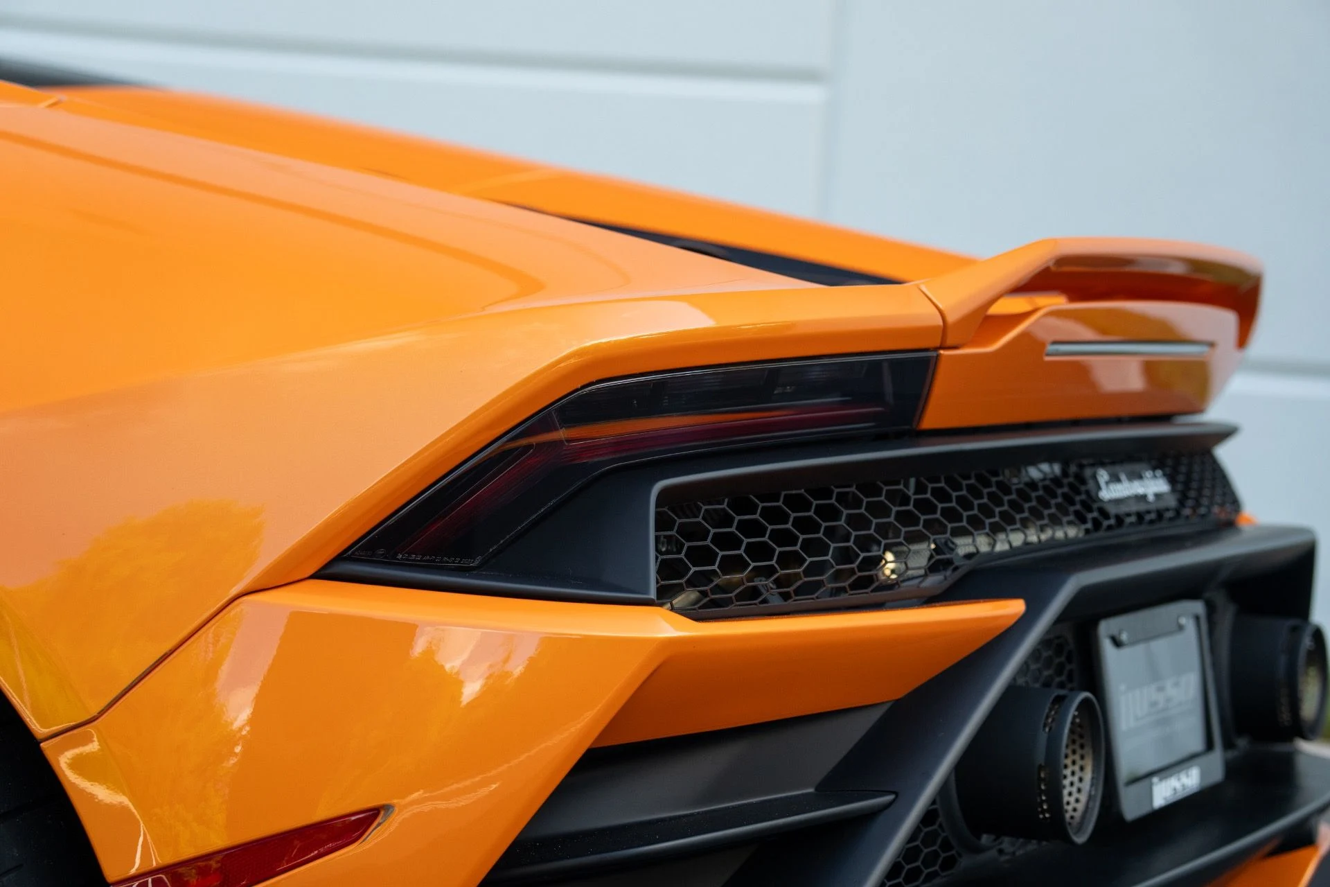 mph026_3587075272_Used_2021_Lamborghini_Huracan_EVO_Spyder_1775496293_37acee7ed1