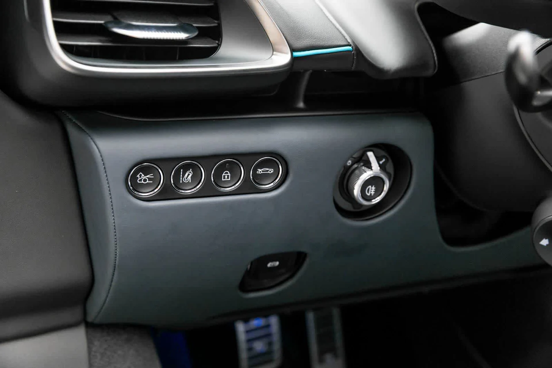 mph026_3590391221_27_d7a5297e2d