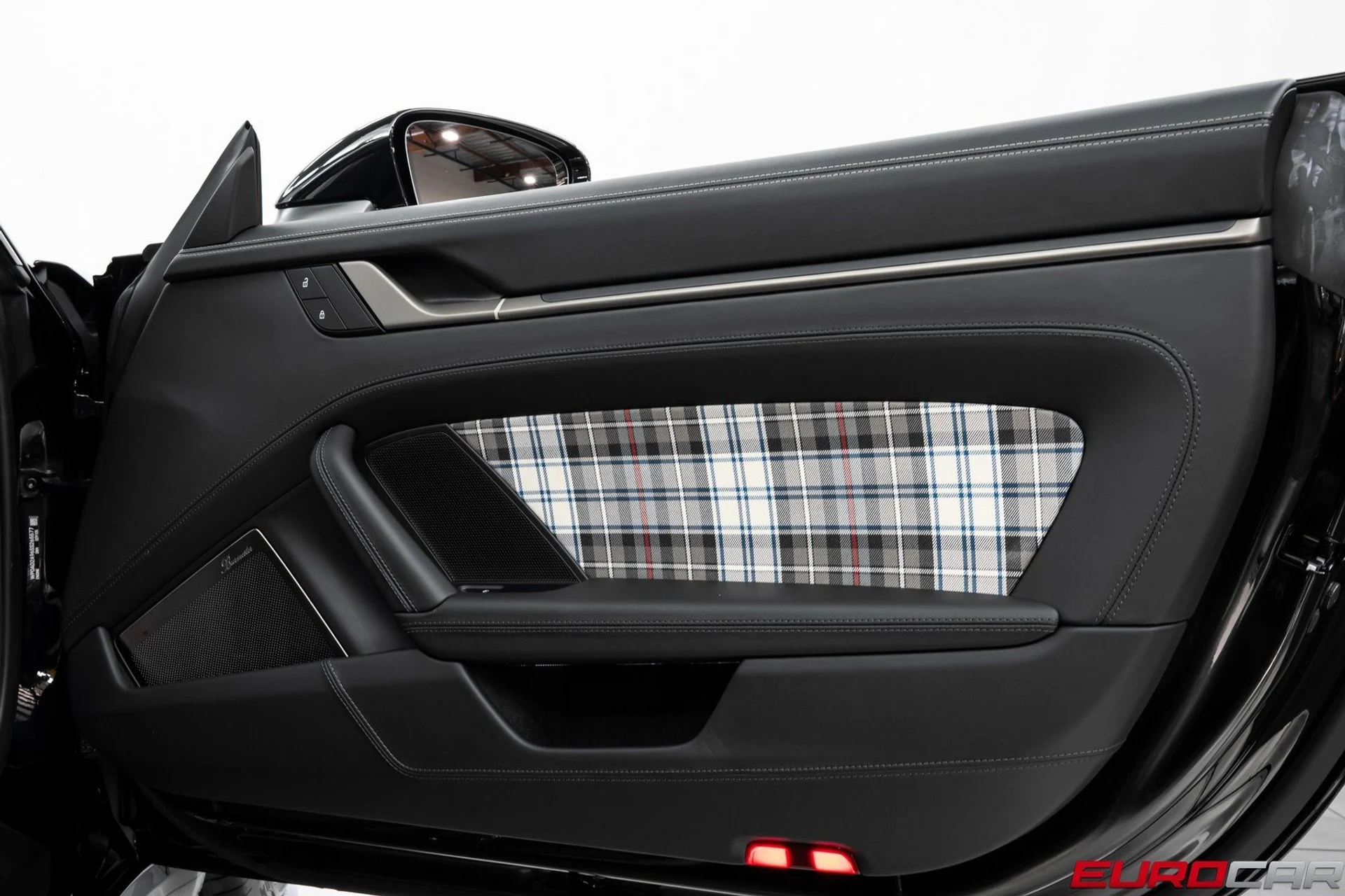 mph026_3591246892_image_27_cc4e1dff20