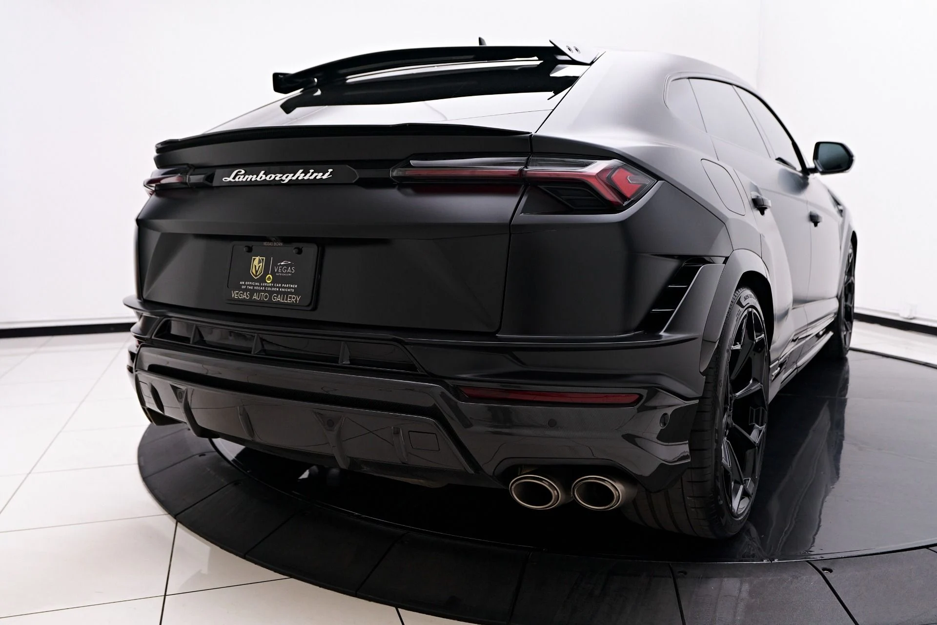 mph026_3598601935_Used_2023_Lamborghini_Urus_Performante_1756943494_4880d92795