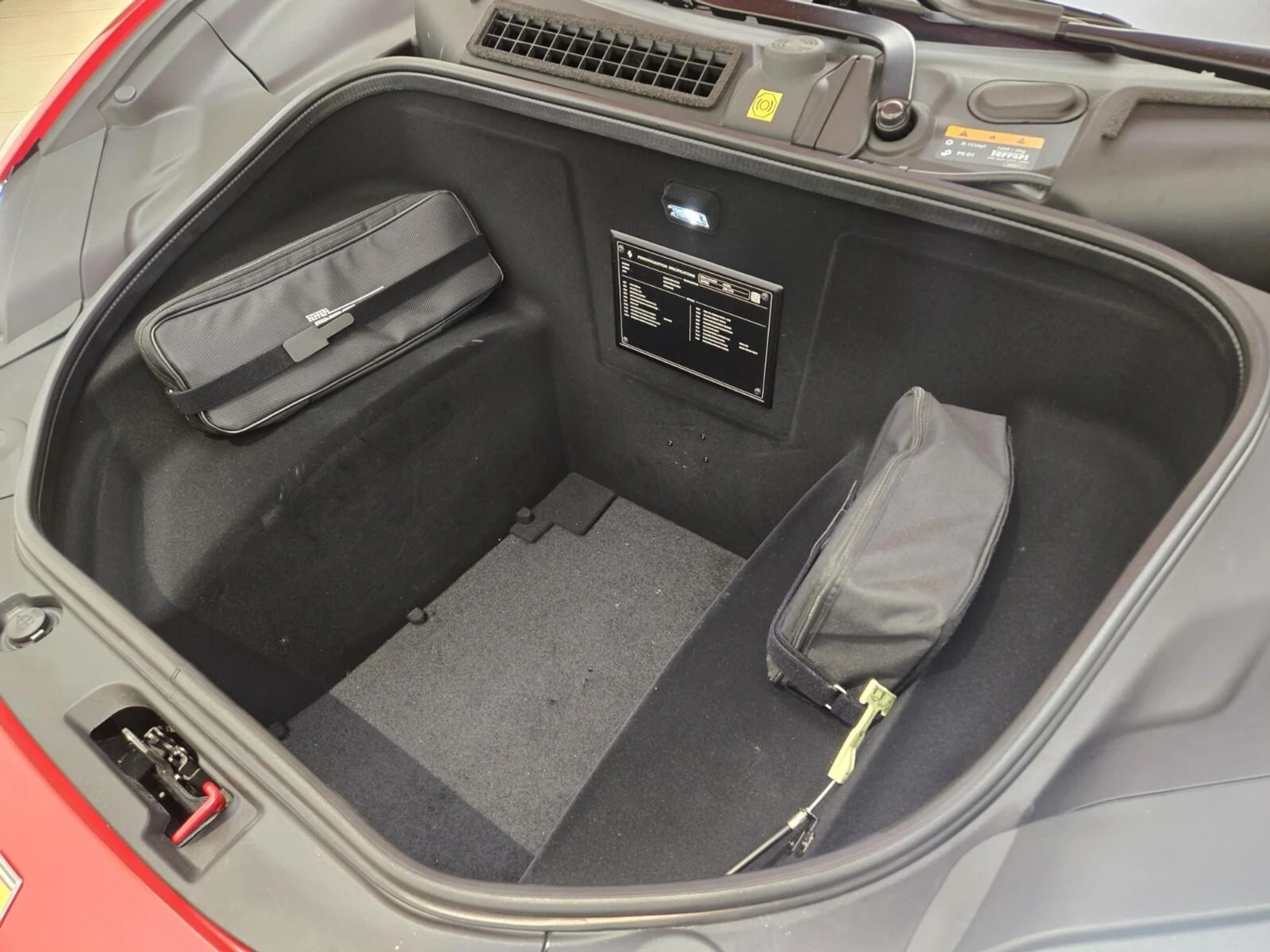 mph026_360920419_Used_2024_Ferrari_296_GTS_1753251952_02d05f8bd4