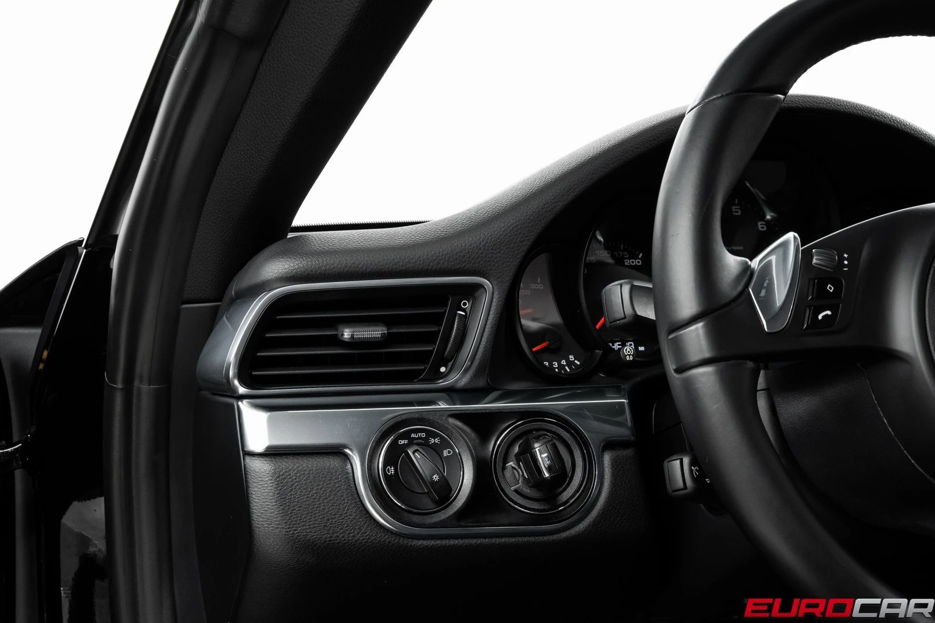 mph026_3621038676_image_27_57a0c873a0