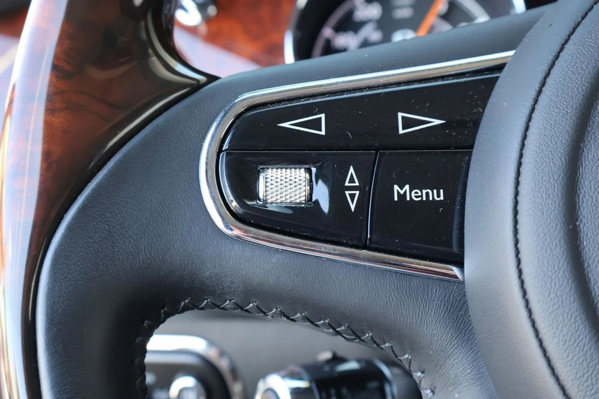 mph026_3622313783_27_6e9adf46b3