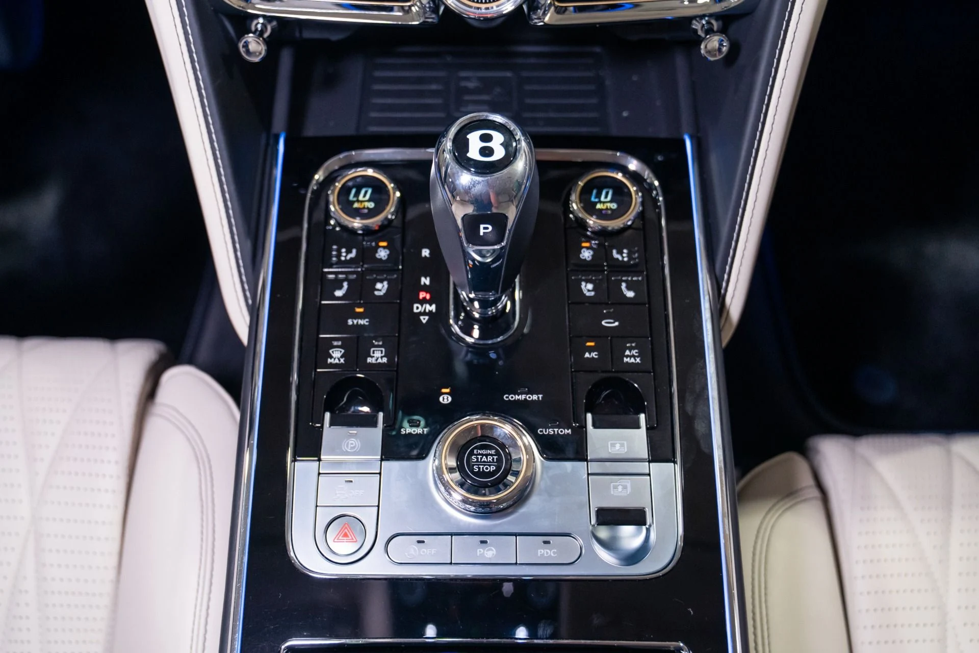 mph026_3624134883_Used_2023_Bentley_Flying_Spur_Azure_1787341097_9ec105977e