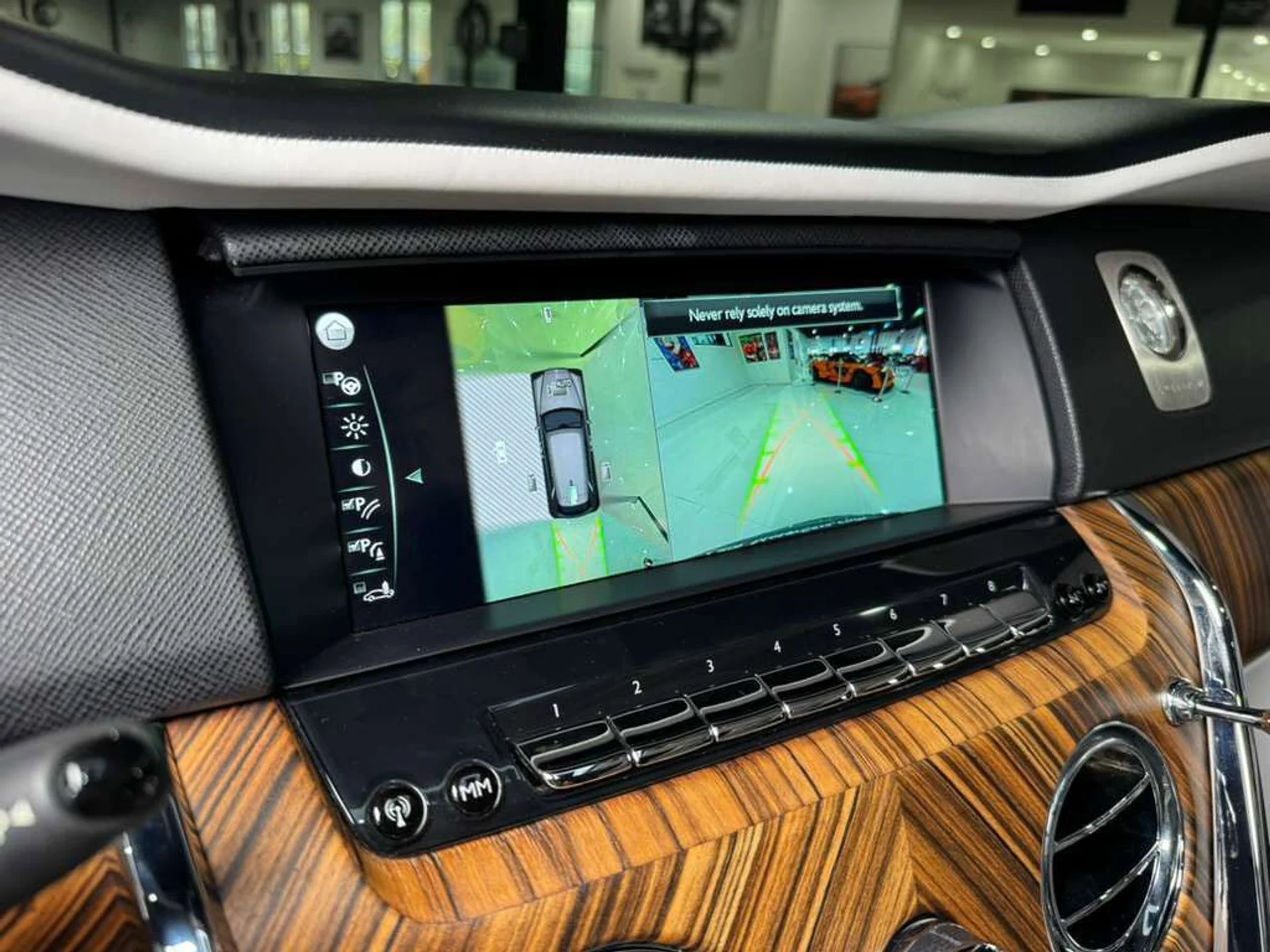 mph026_3627665839_aa946d1e3eb2caa367e4e7eac6bcd165_7efb12e279