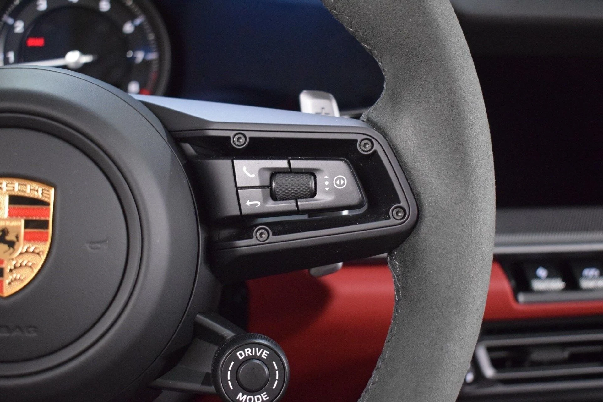 mph026_3637372898_40822e01d3f33d2073471f6ba837019bx_7704ae82eb