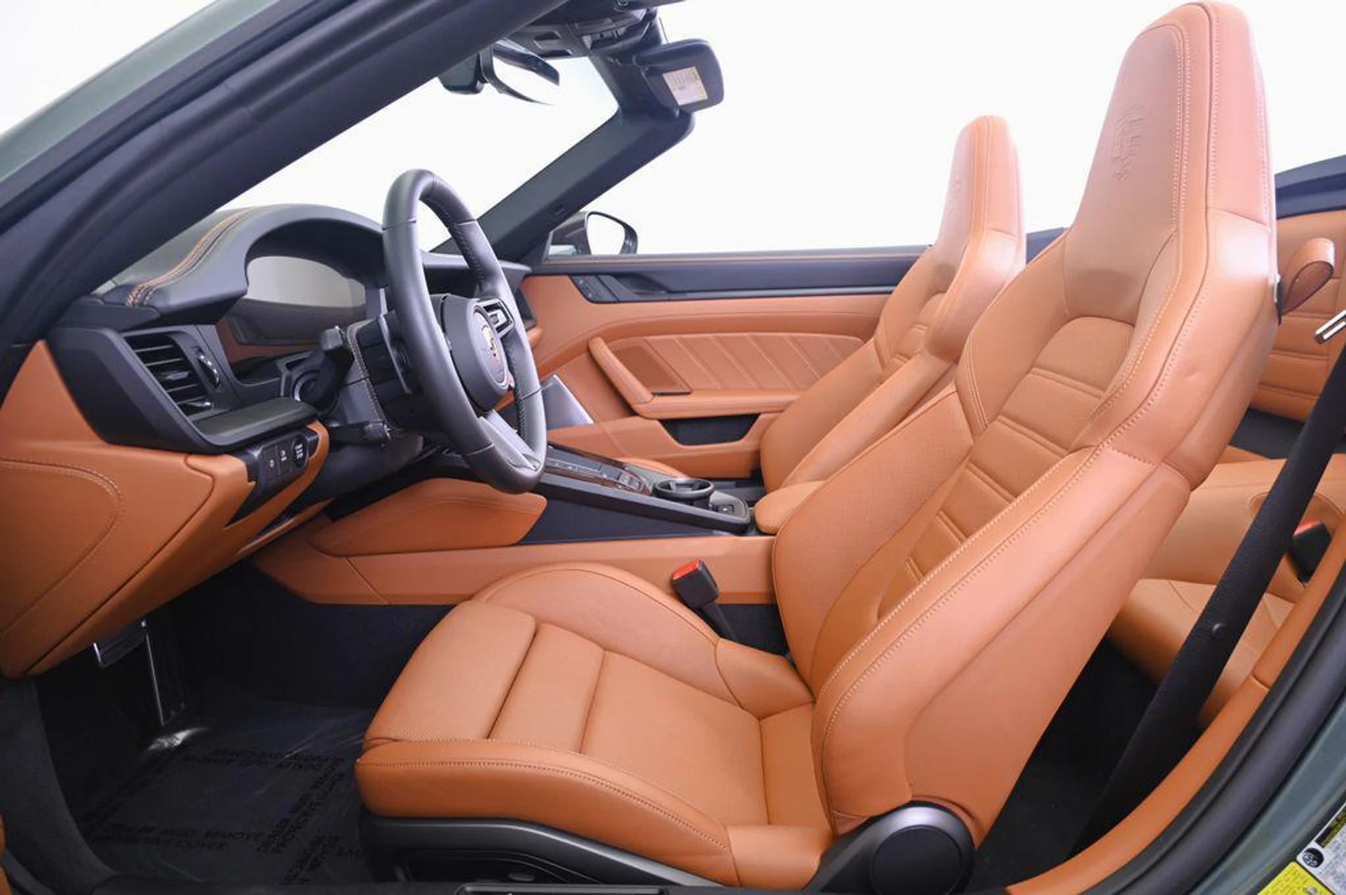 mph026_3647397980_mjfi_T_Bic8n9f_LROXFJM_Koc_H3me_E_badd5bc711