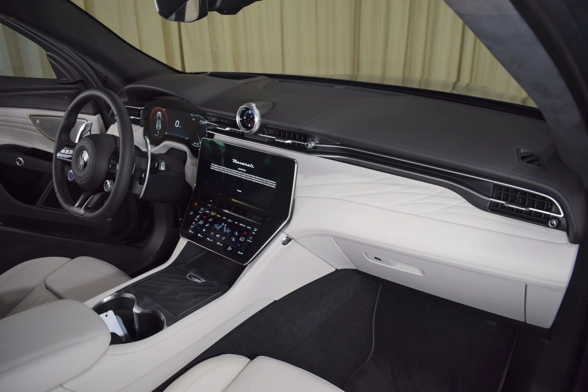 mph026_365413989_aa990b5b915b365ec1600f1c72c30c67x_7f949669f7