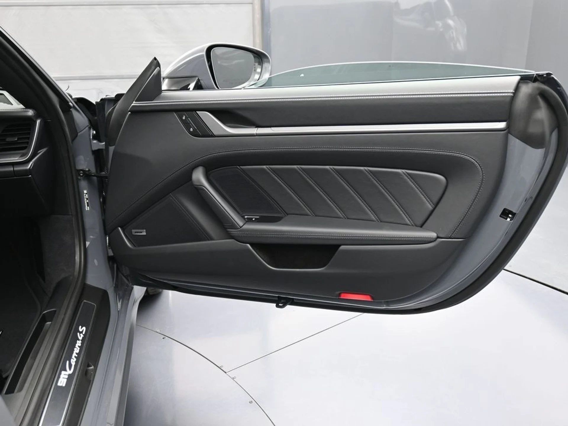 mph026_3656193524_image_26_e2ee013336