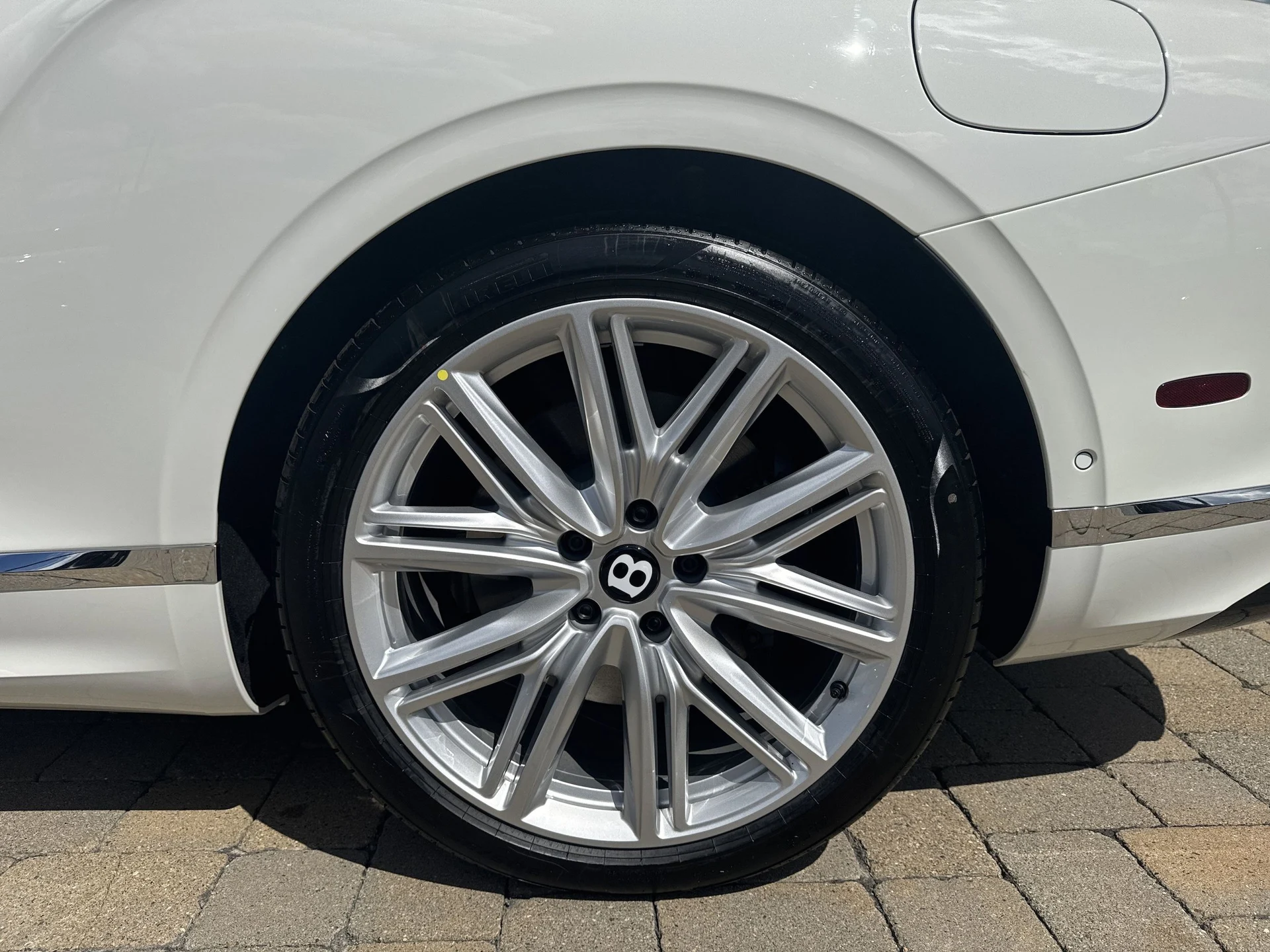 mph026_3667598792_2ddde4f2566d4f70de5801e1ab298207x_355861b25c