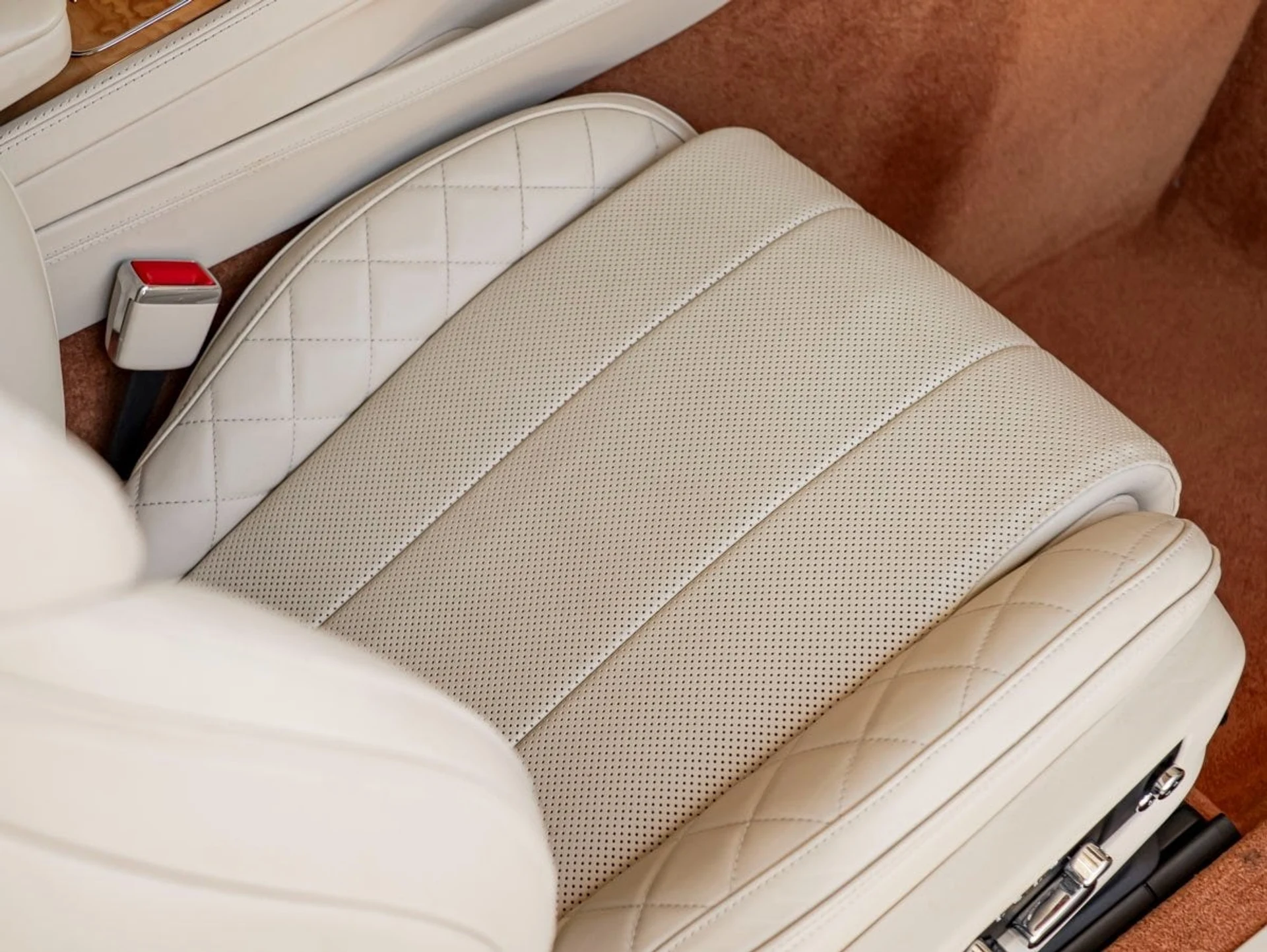 mph026_3669287940_27_596bb32cc7