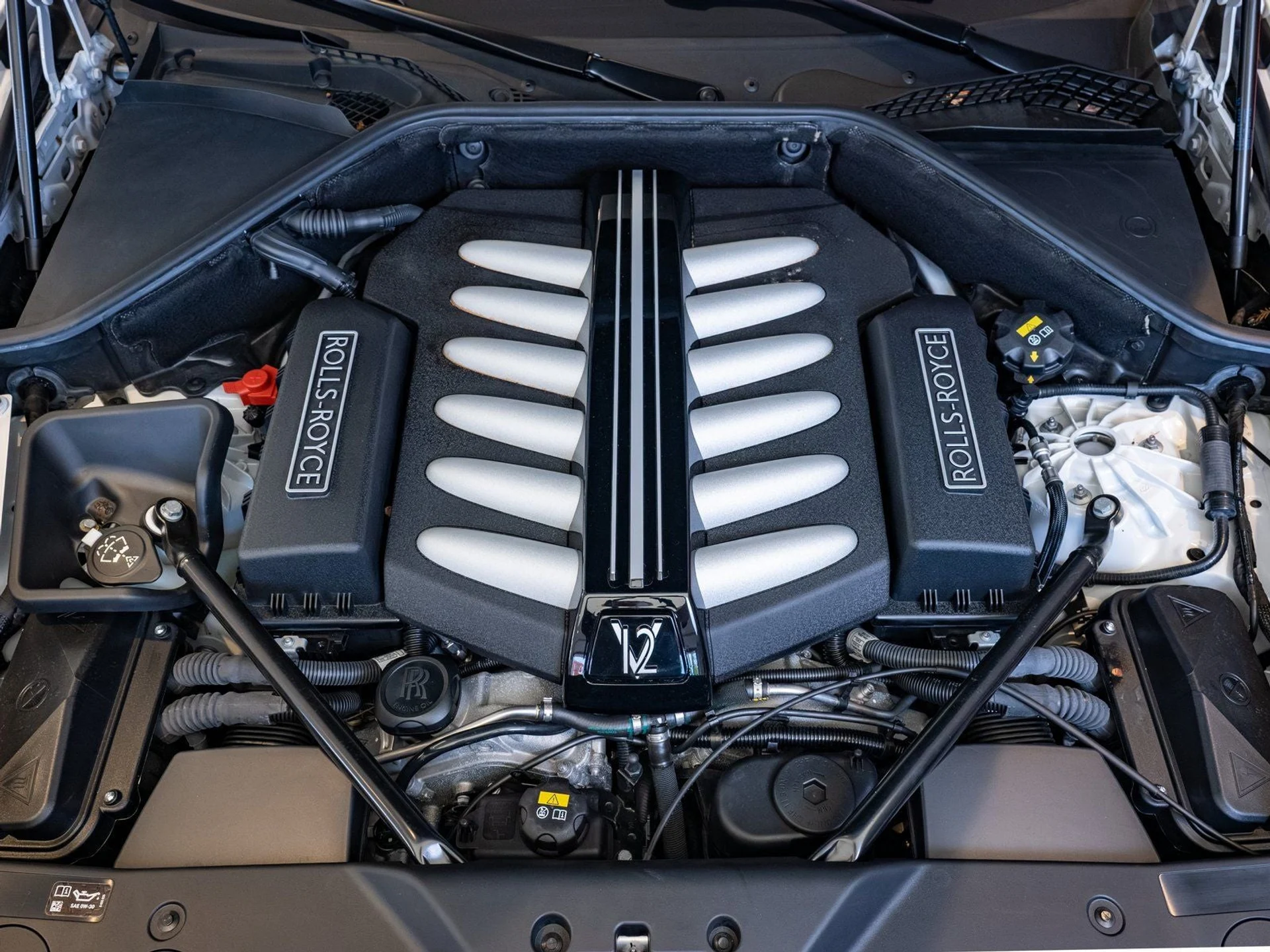 mph026_3673504019_27_f2e5f00504