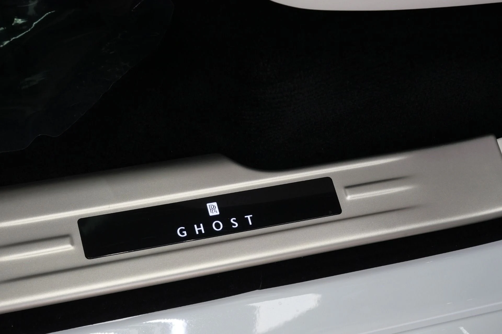 mph026_3676232976_Used_2022_Rolls_Royce_Ghost_Low_Miles_The_Ghost_Package_Bespoke_Audio_1780333725_1f1e7a70dc