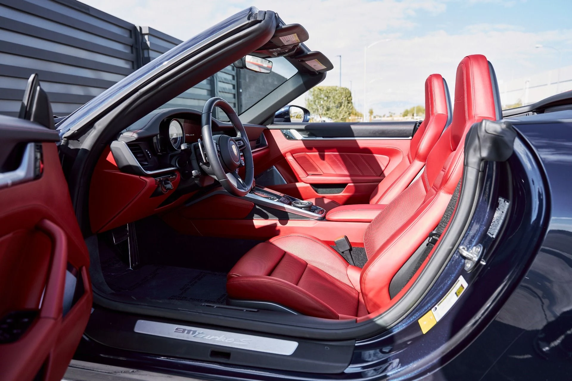 mph026_3679104980_Used_2021_Porsche_911_Turbo_S_1767839070_c89bfcef75